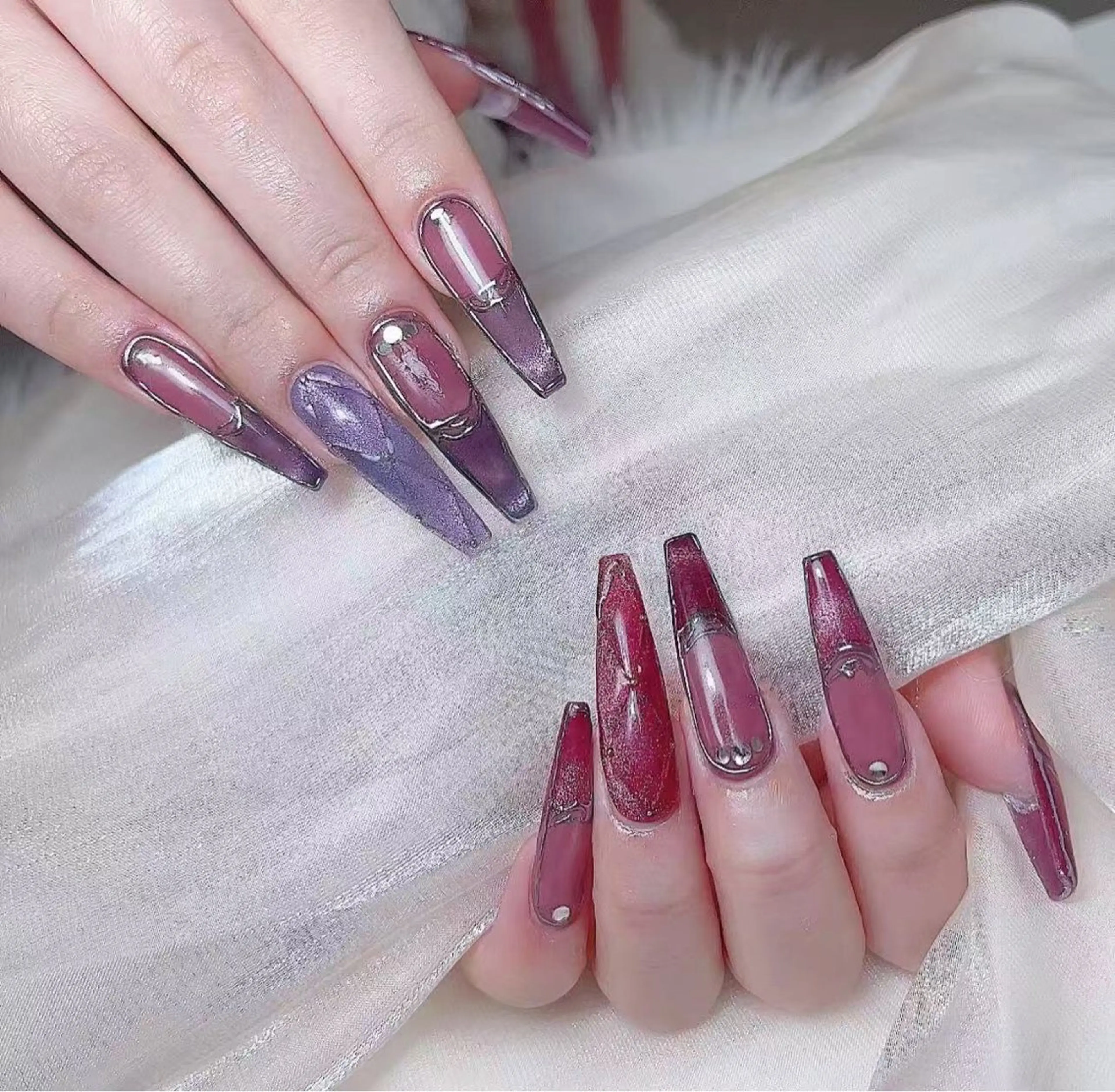 ネイル 🎀M nails✨ ビューティーのネイルデザイン