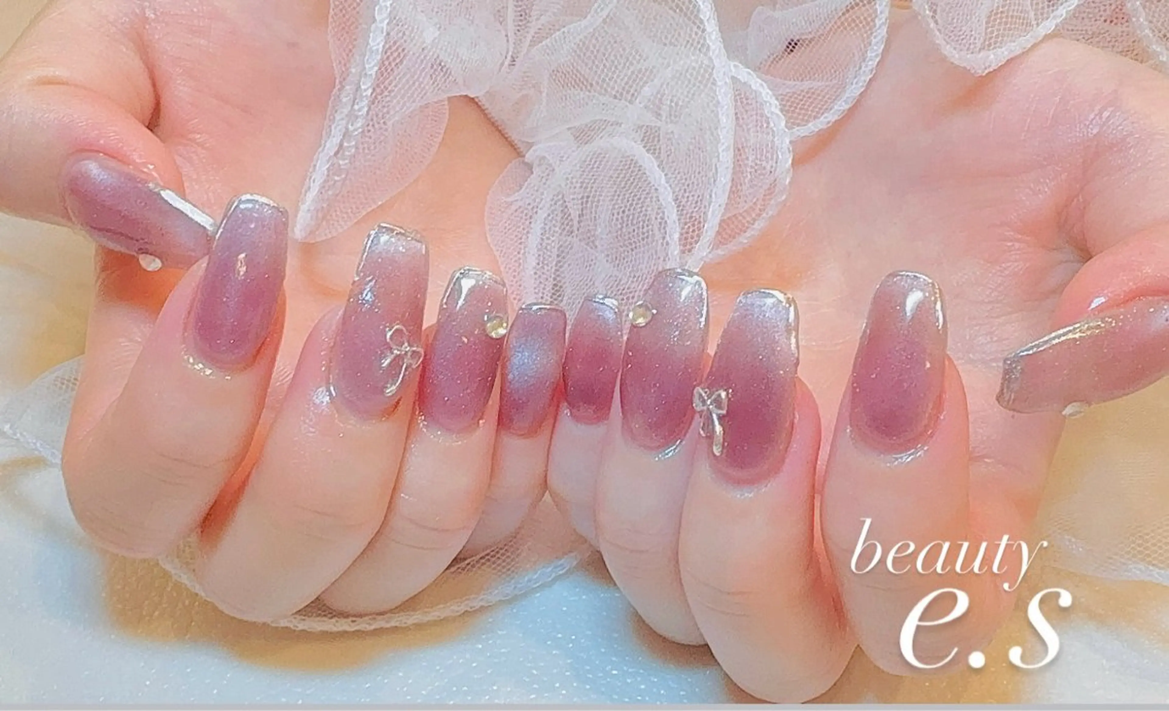 ネイル フラッシュネイル ジェルネイル 韓国ネイル マグネットネイル 持ち込み ハンドネイル nail e.sのネイルデザイン