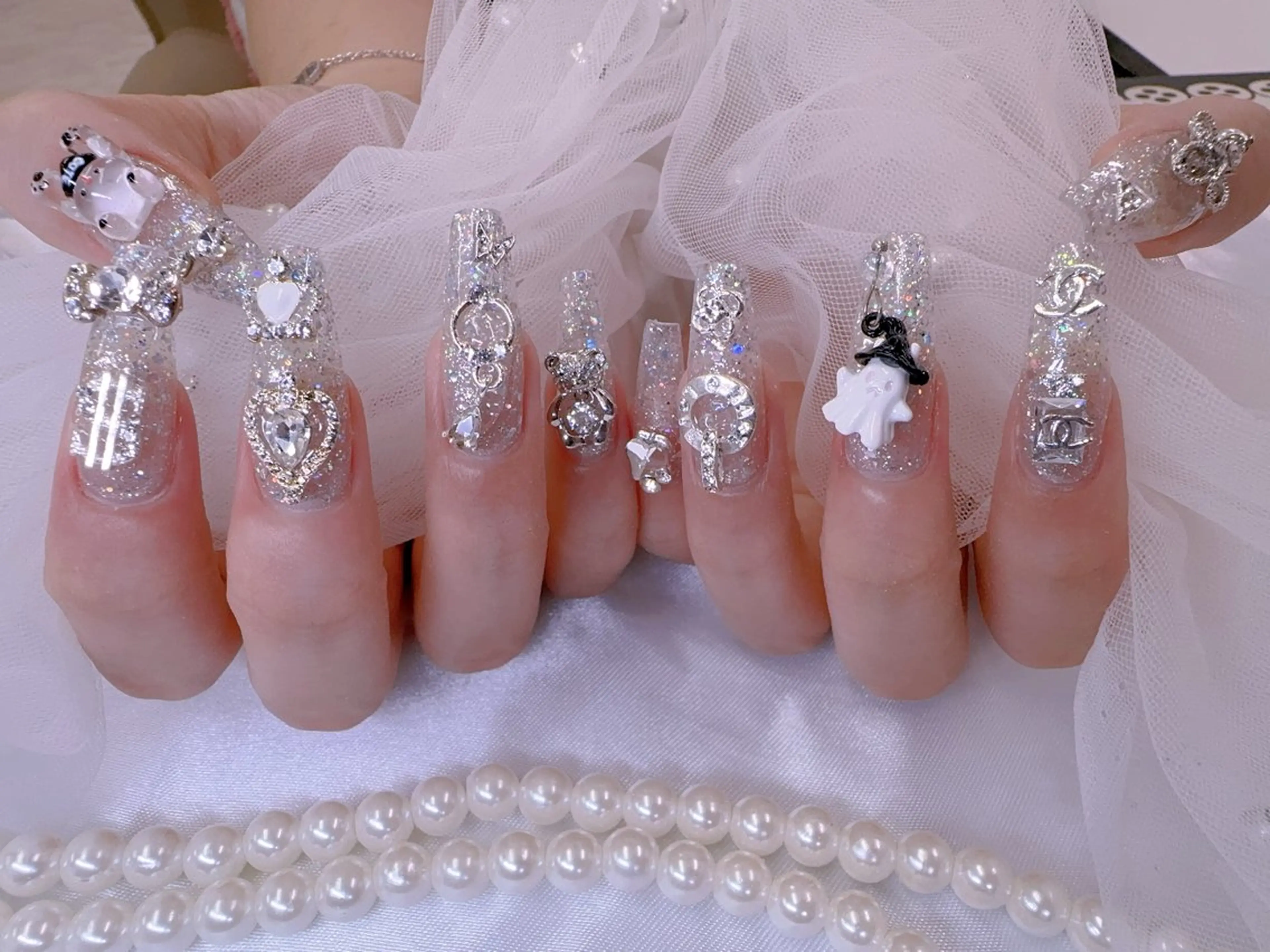 ネイル UMI ネイルサロン新宿🎀のネイルデザイン