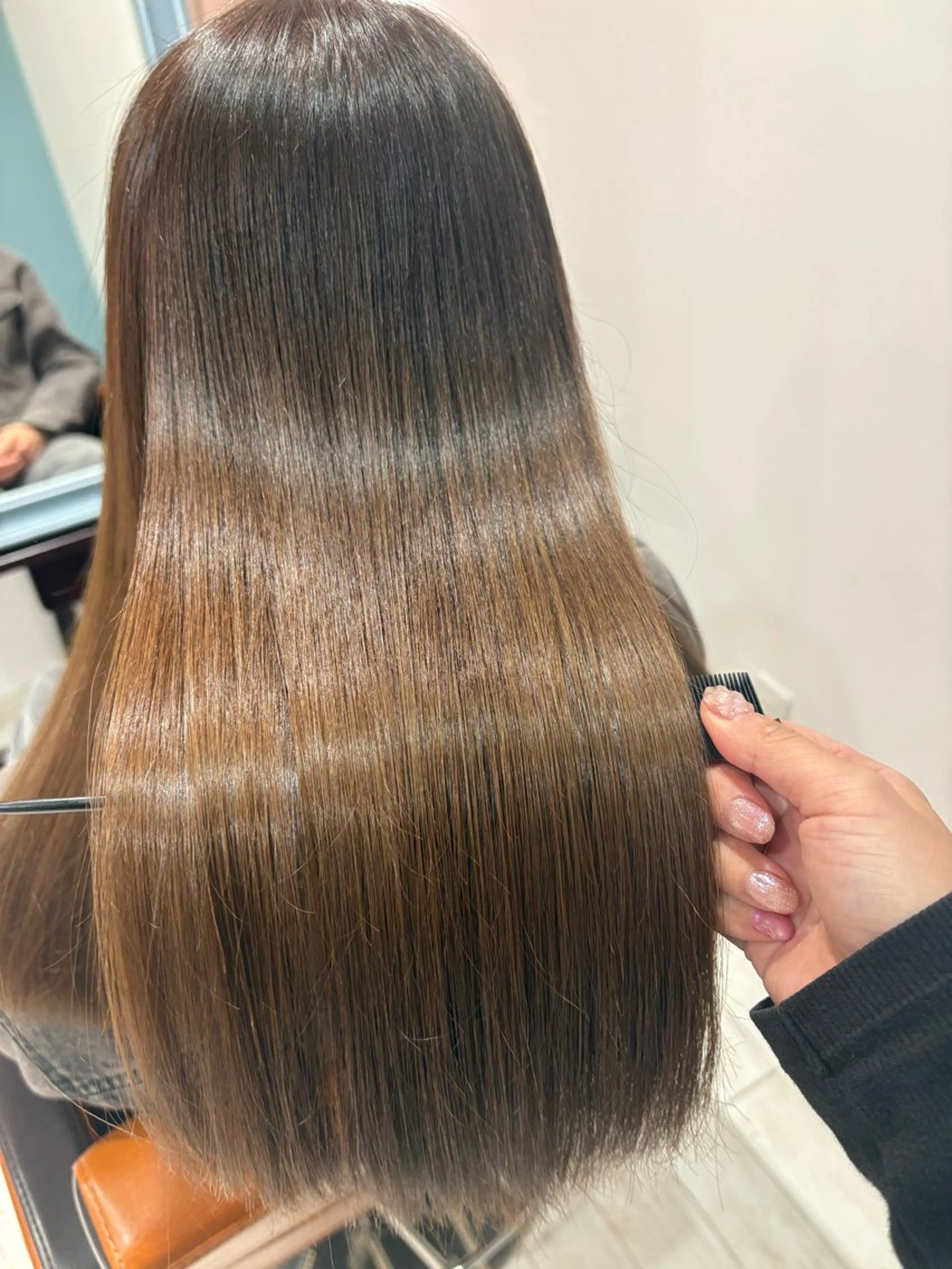 セミロング カット ヘアカラー トリートメント 🍊髪質改善🍊縮毛 矯正🍊濱野紗奈🍊のヘアスタイル