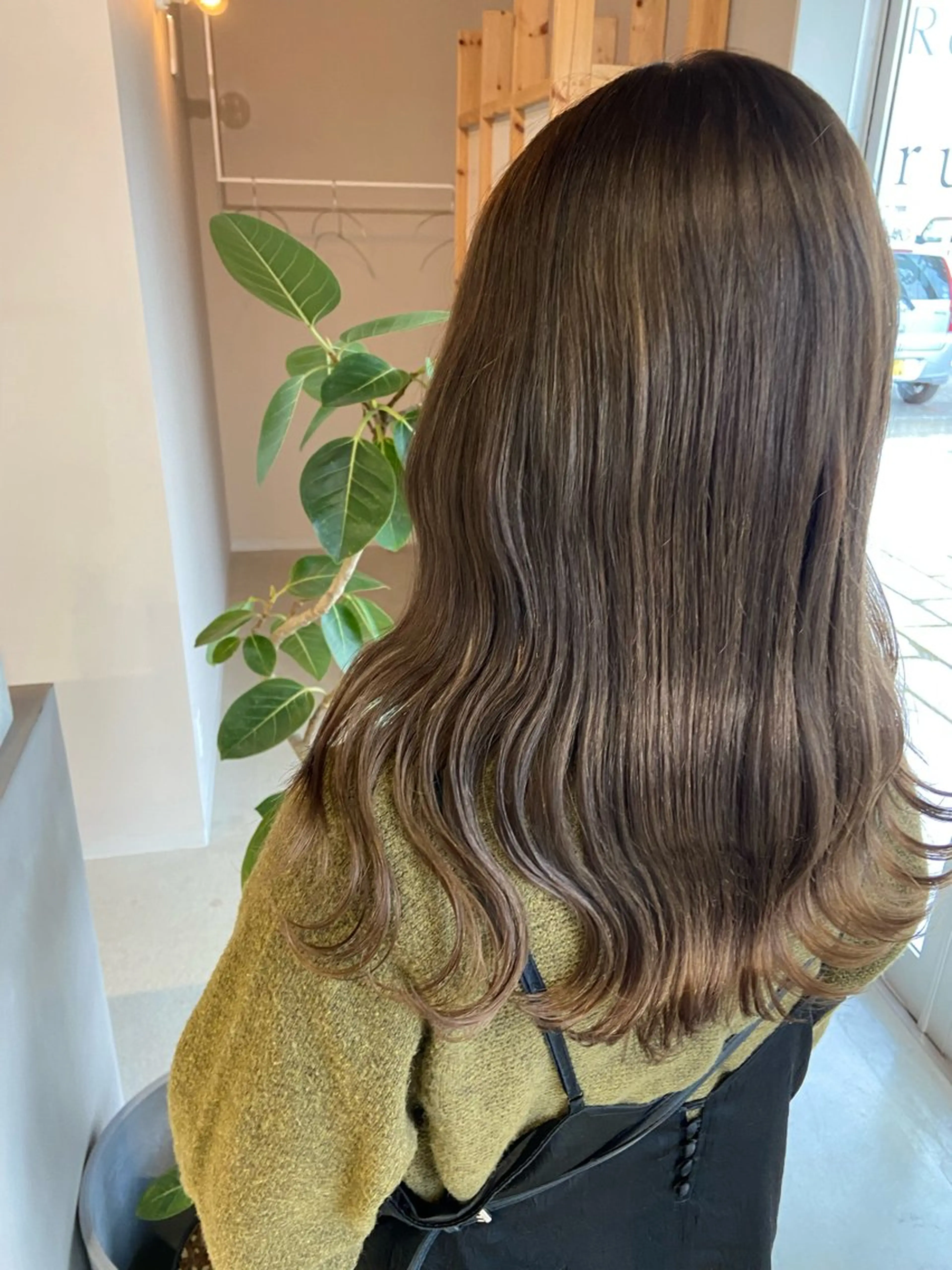 ロング カラー haruki所属・. nozomiのヘアスタイル