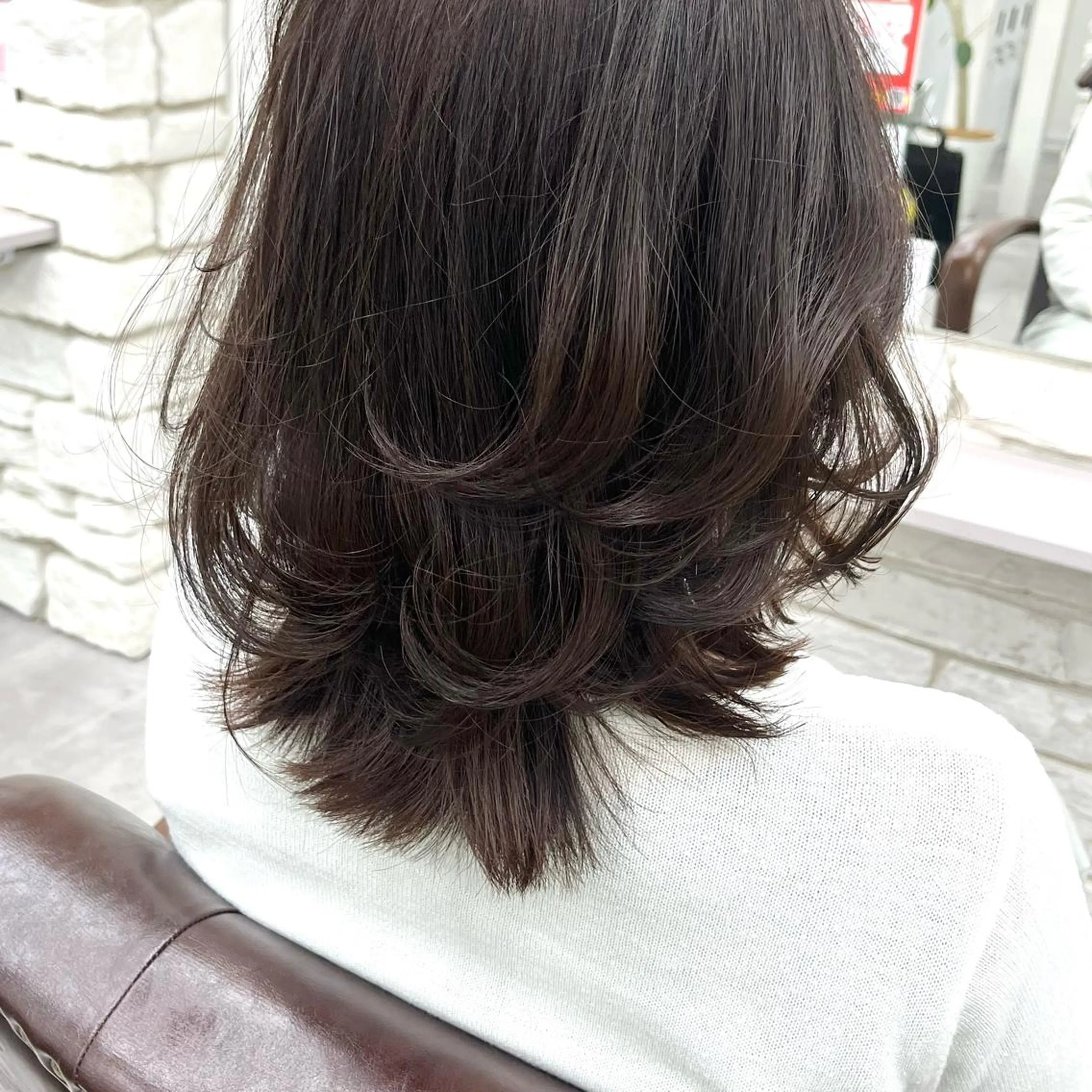 ミディアム カラー ミディアムレイヤー ブラウンカラー ピンクカラー ピンクブラウン レイヤーカット カット ヘアカラー トリートメント 天王寺髪質改善なら よしみさん✨のヘアスタイル