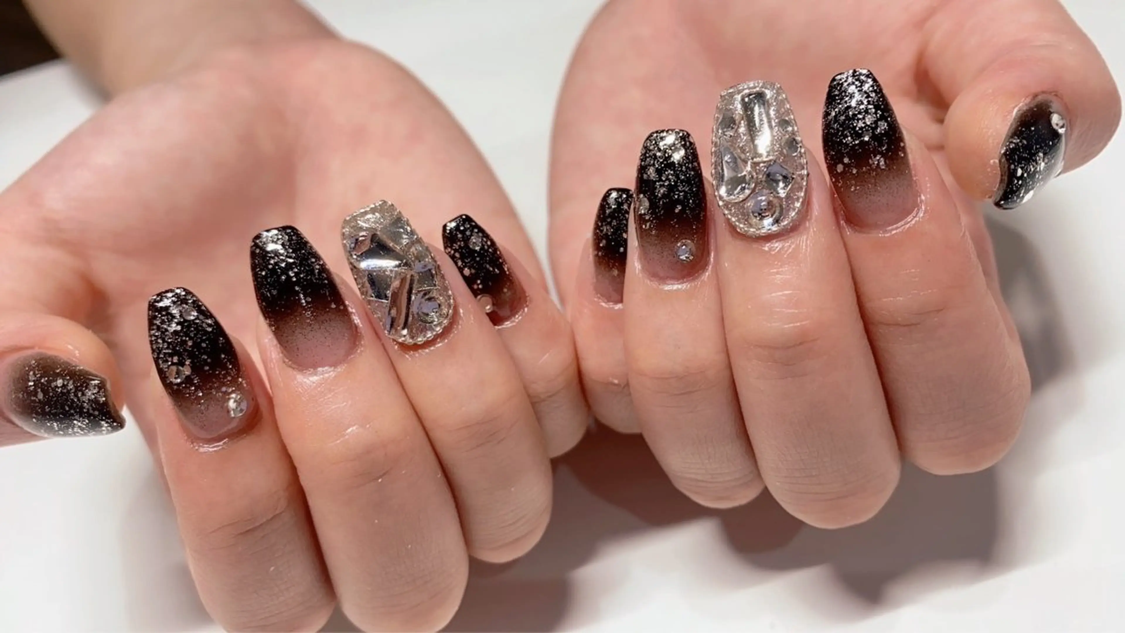 ネイル Miss:R 中津店所属・加藤 洋美のネイルデザイン