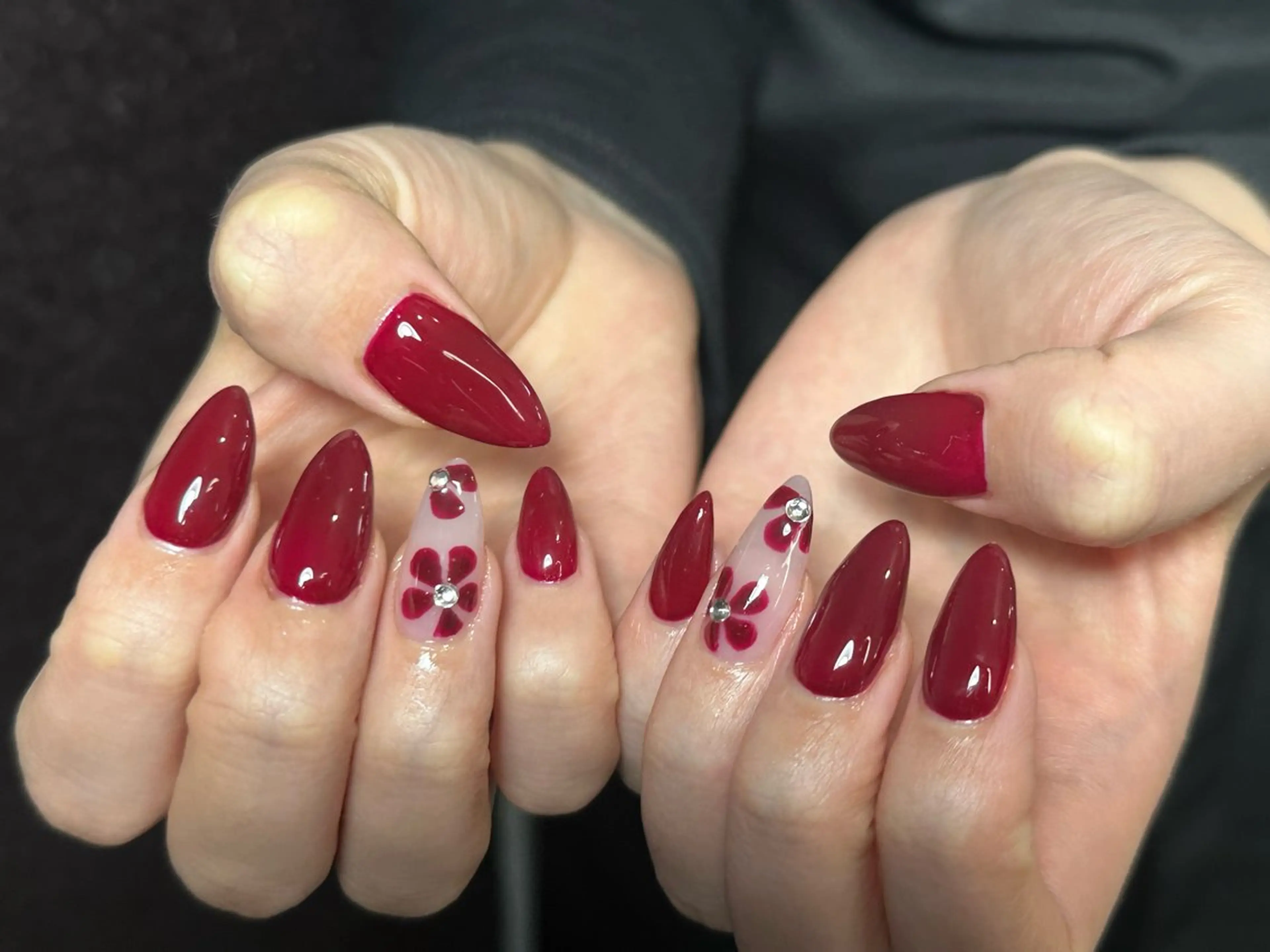 ネイル アートネイル スカルプネイル ハンドネイル 舟橋 花帆のネイルデザイン