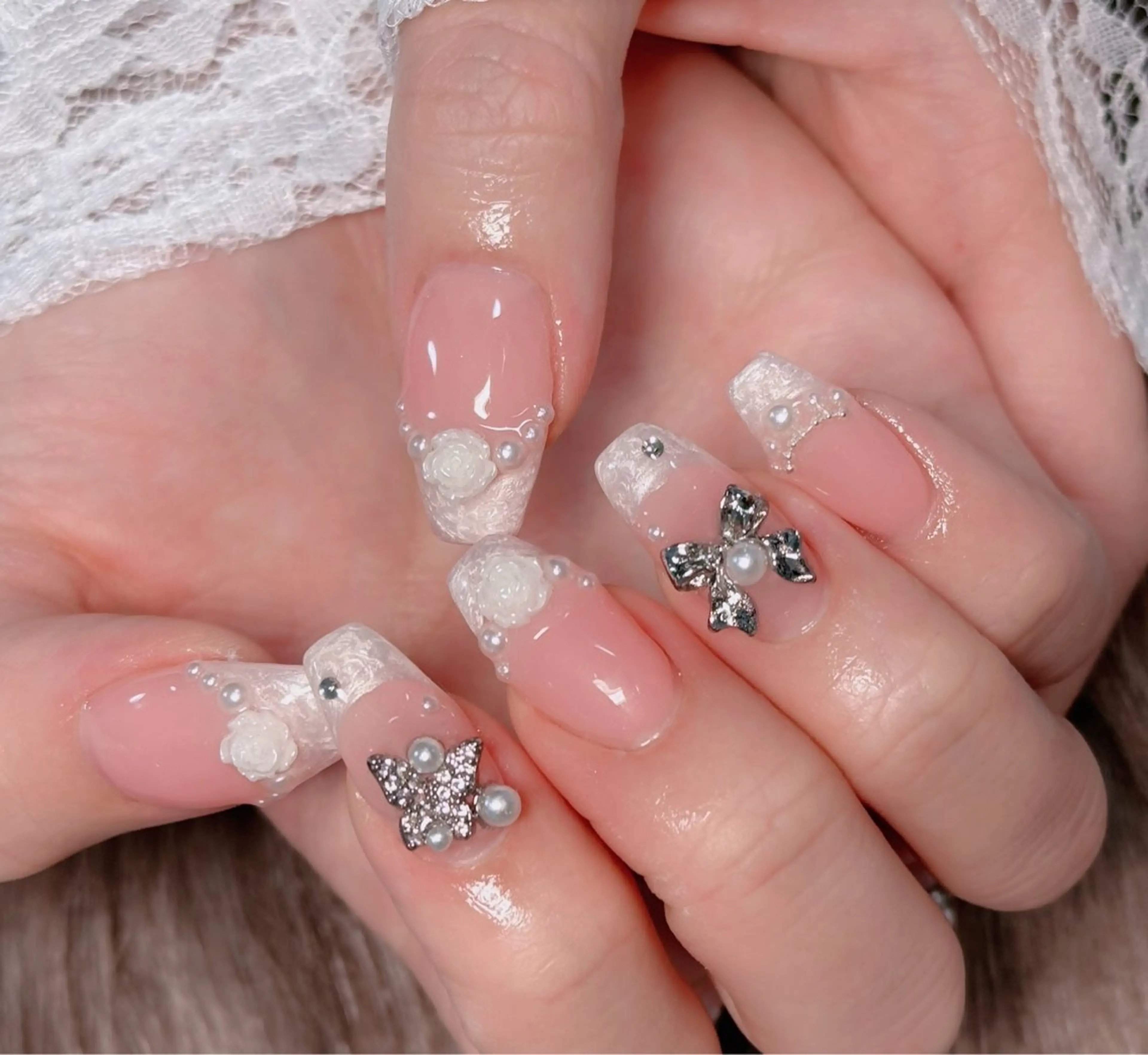 アイブロウ ハンドネイル neco H.babynailのネイルデザイン