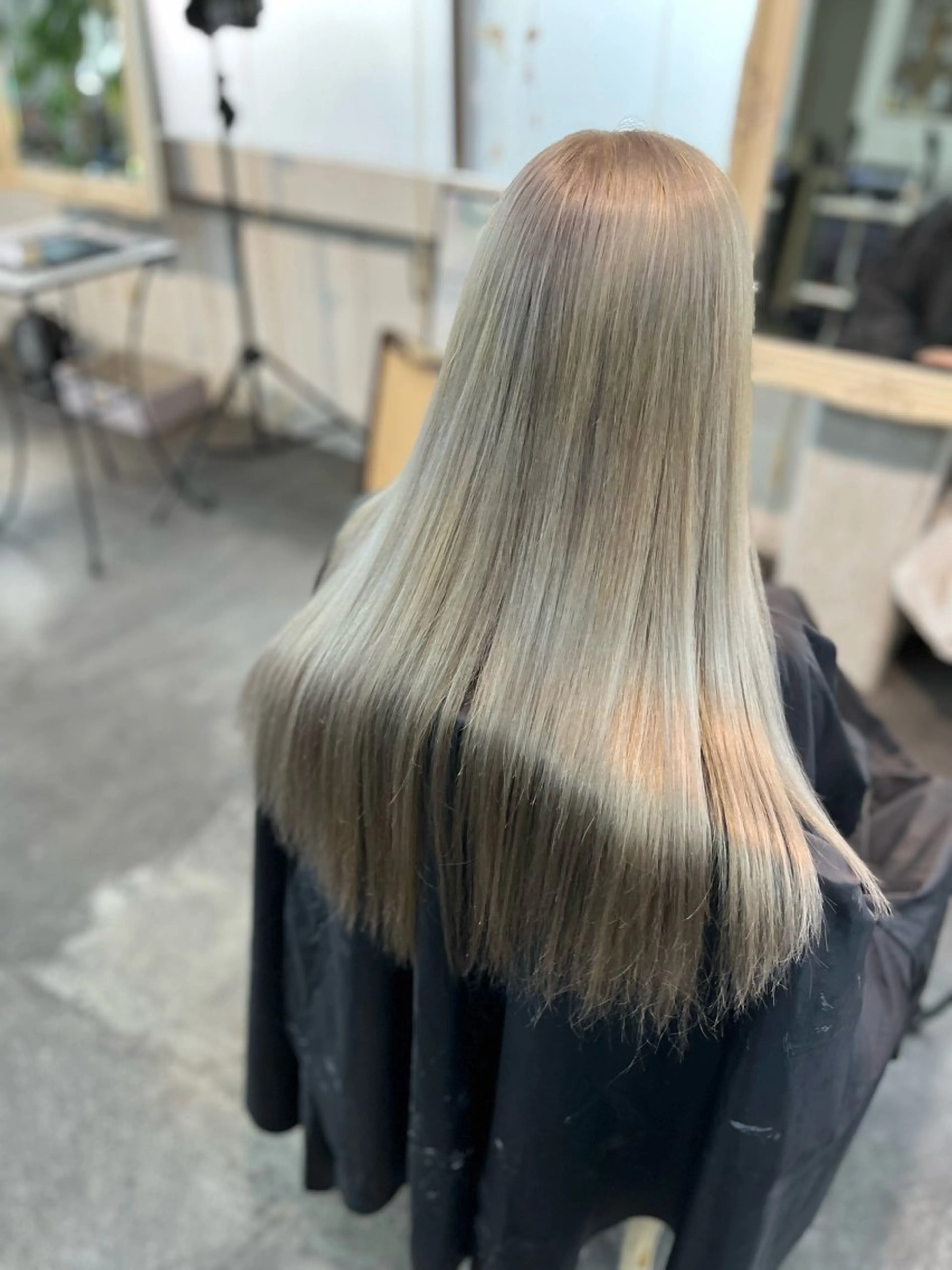 ロング カラー ヘアカラー トリートメント Mariana雛/ 西大分/ハイライトのヘアスタイル