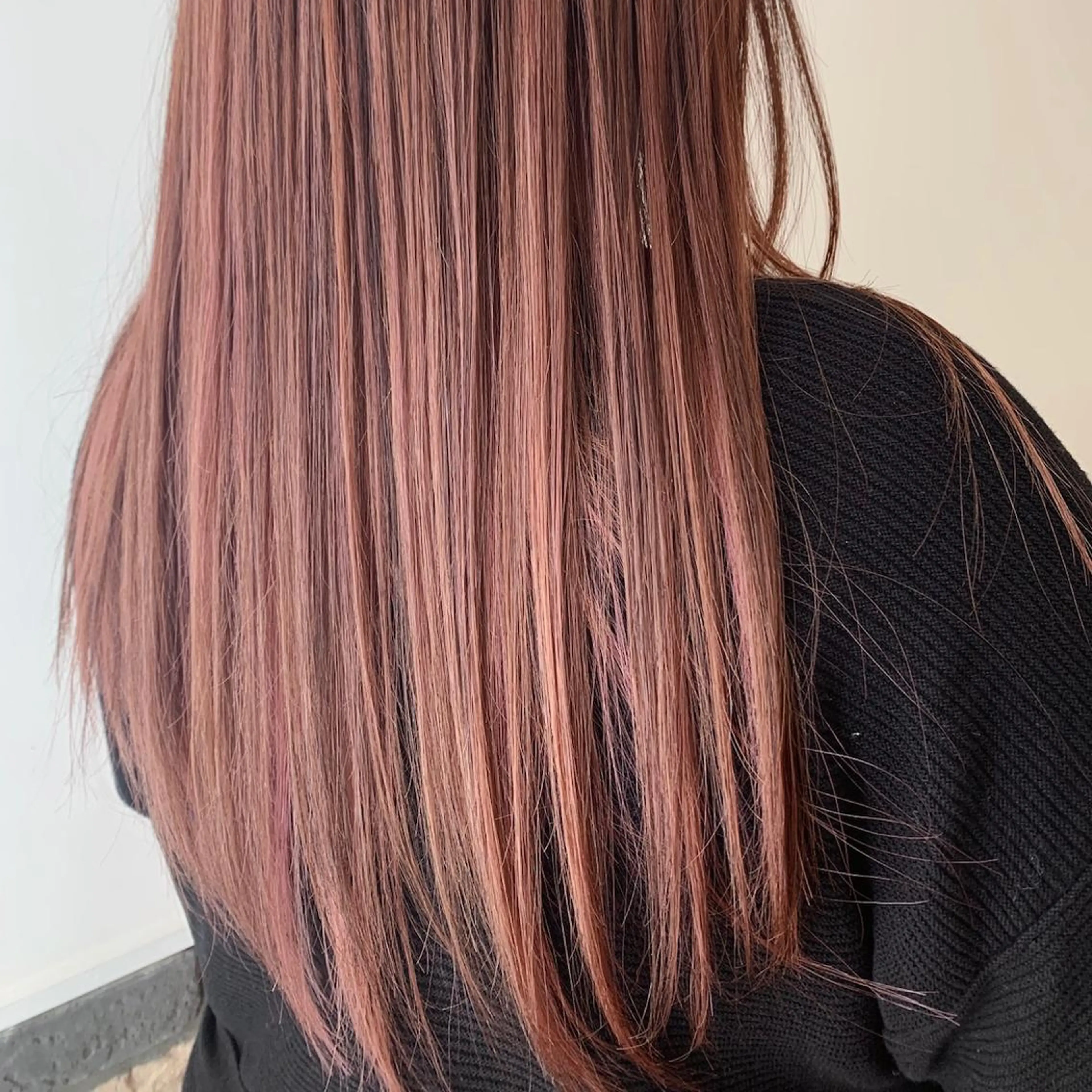 ロング カラー 中井 茅佳のヘアスタイル