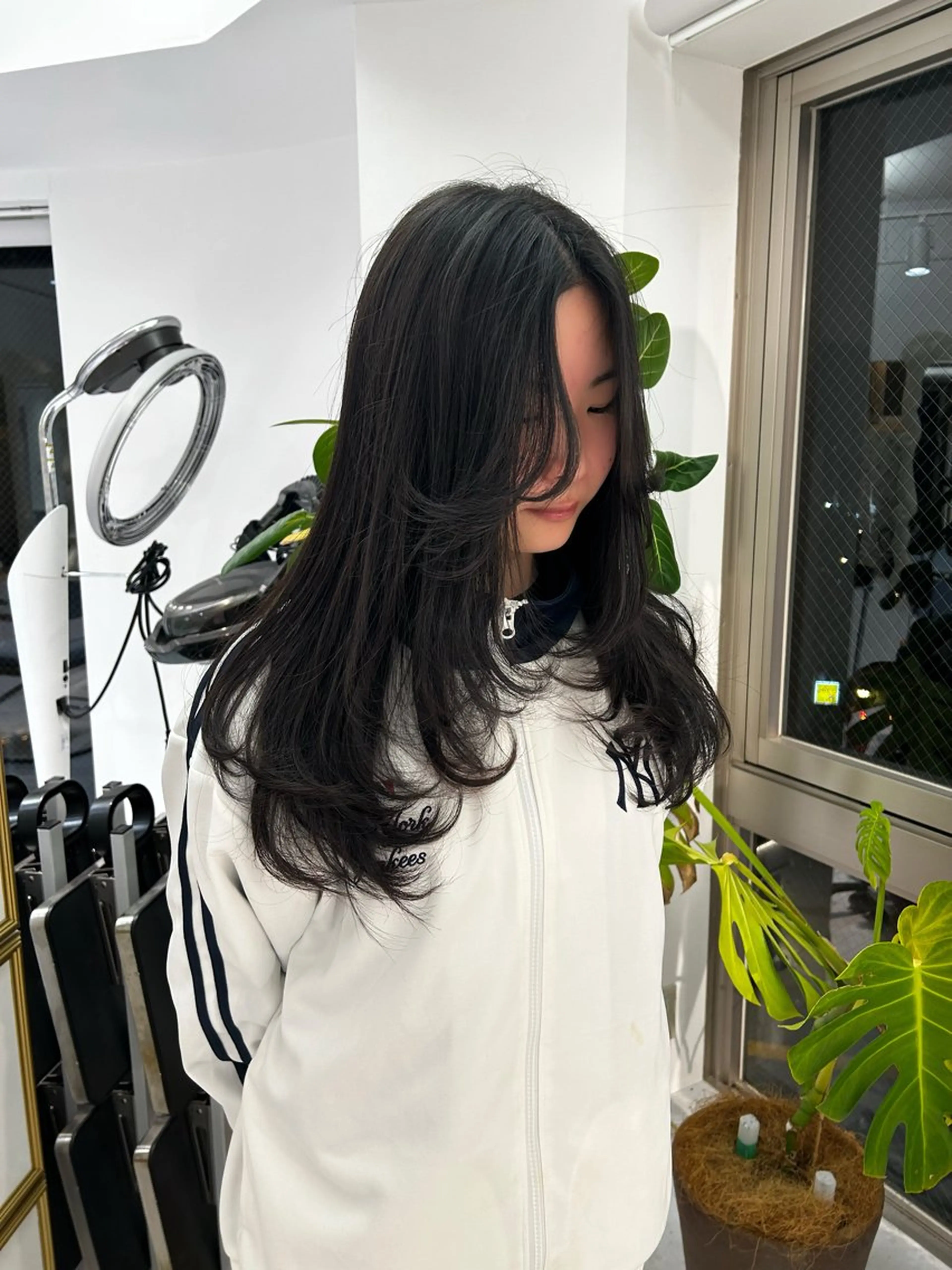 ロング レイヤーカット/瀬川 琴音のヘアスタイル