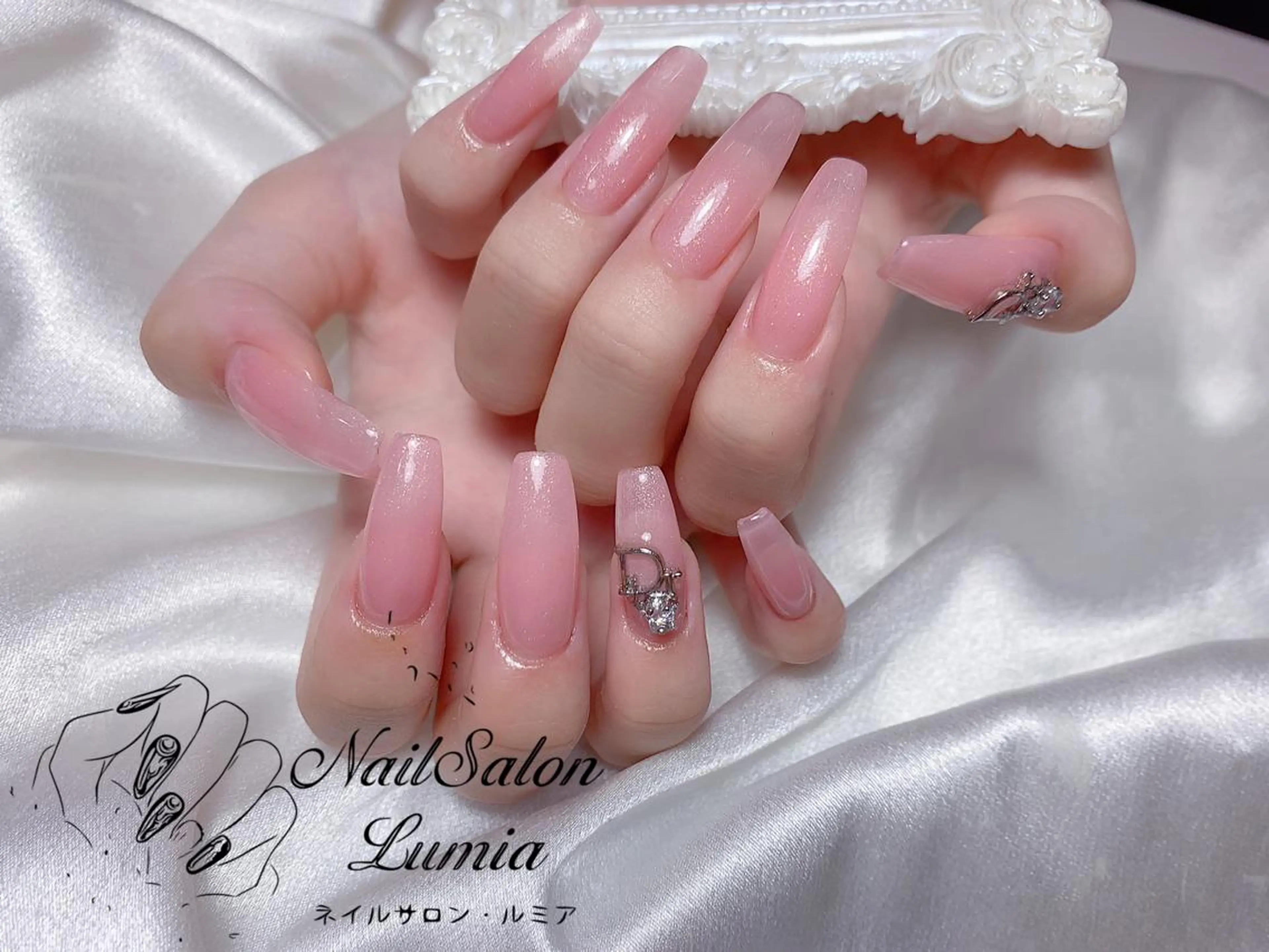 ネイル ハンドネイル ネイルサロン ルミア Lumia 店長のネイルデザイン