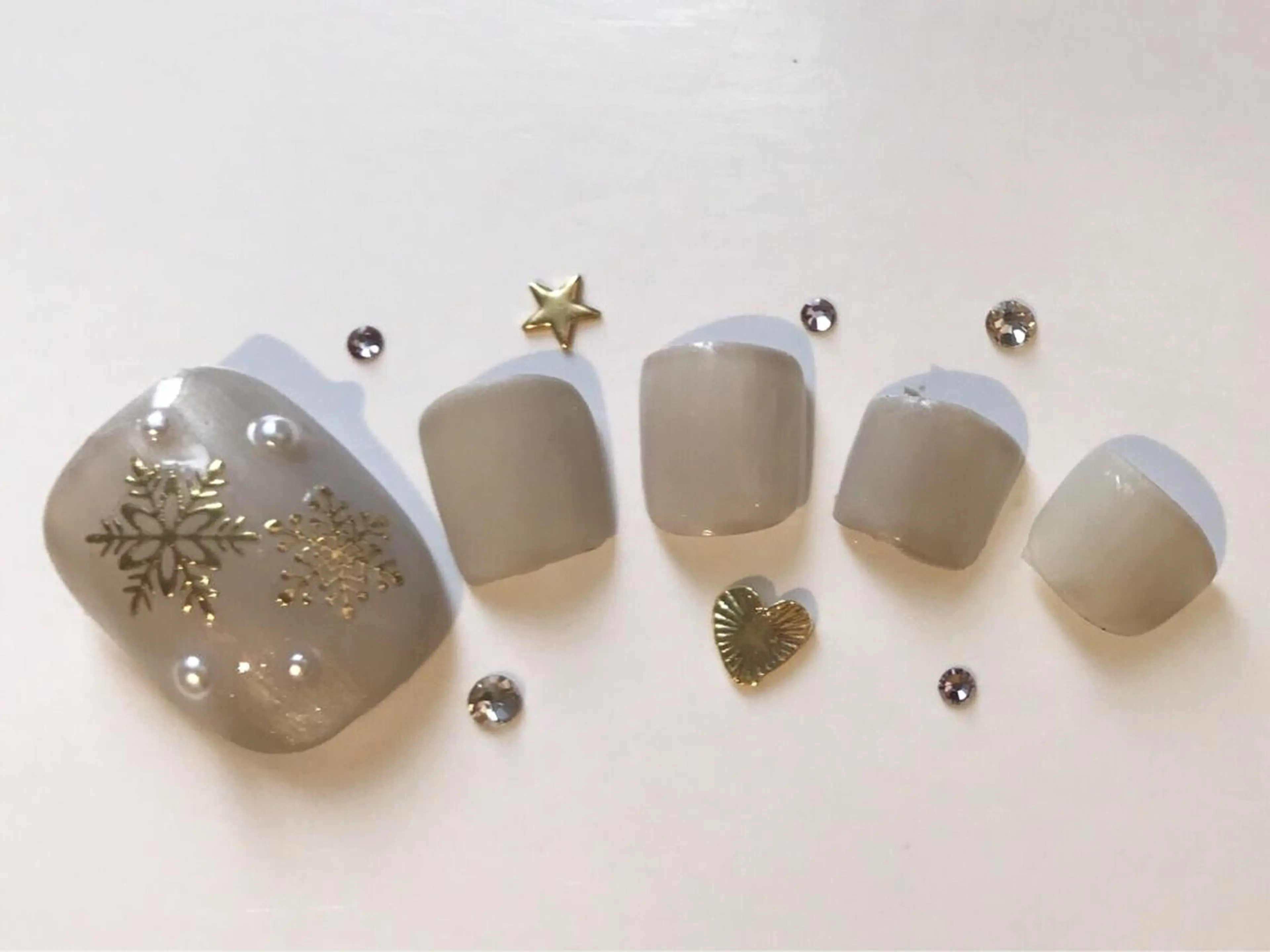 ネイル 冬ネイル クリスマス imymemine所属・渡邊 束紗のネイルデザイン