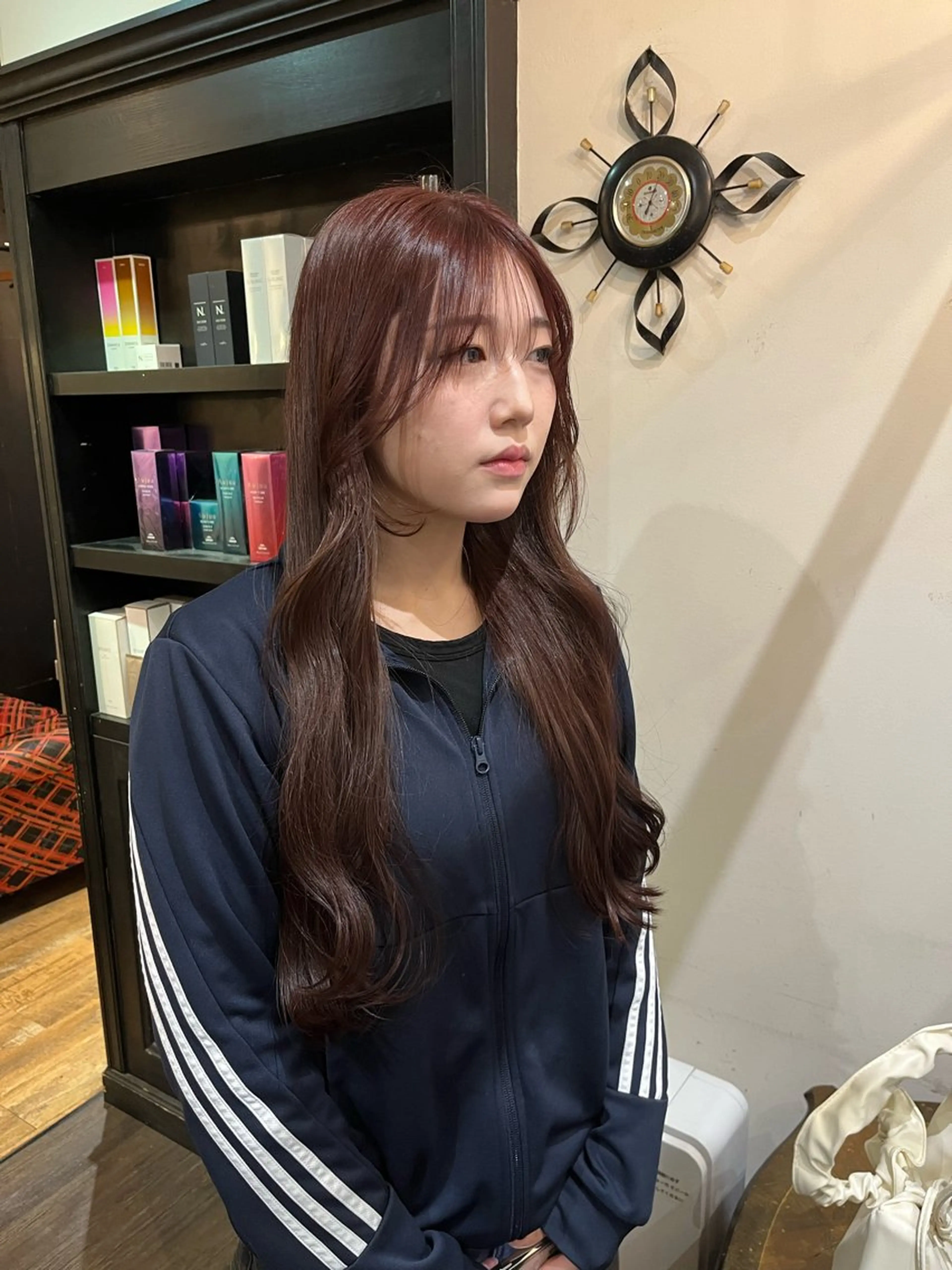 ロング 藤川 千歳のヘアスタイル