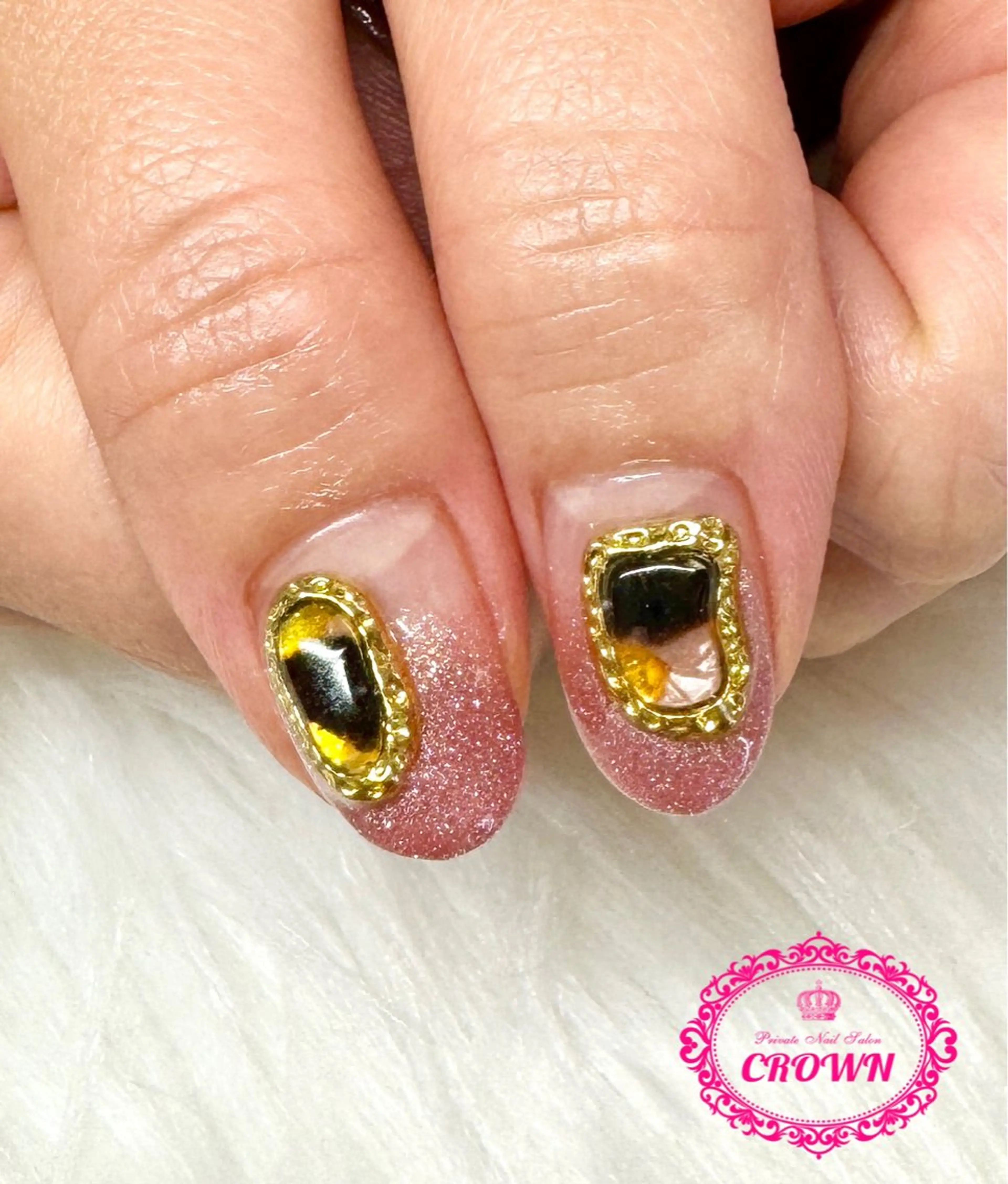 ネイル CROWN プライベートサロンのネイルデザイン