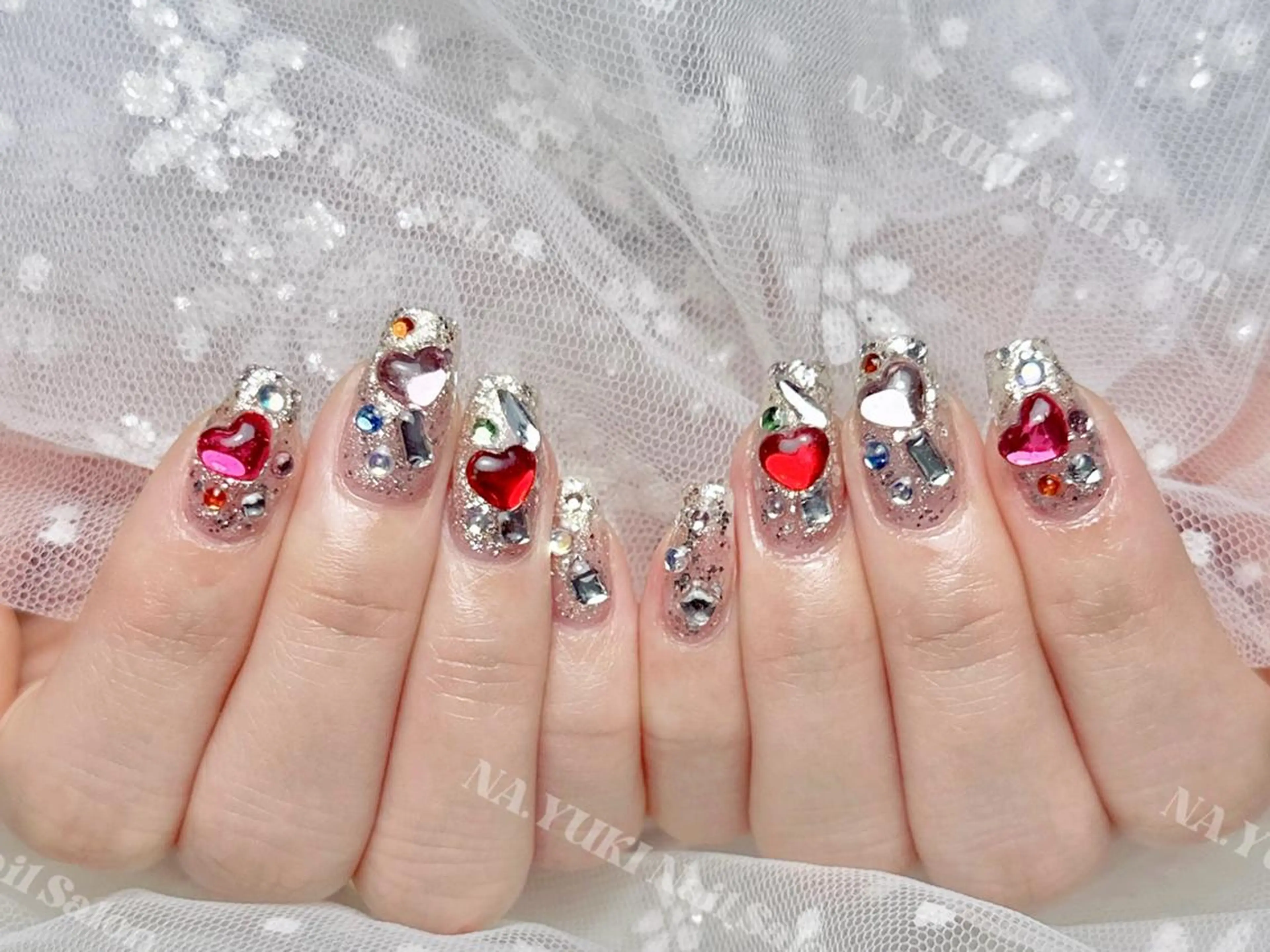 ネイル ハンドネイル ハンドケア Queenie 🦋のネイルデザイン