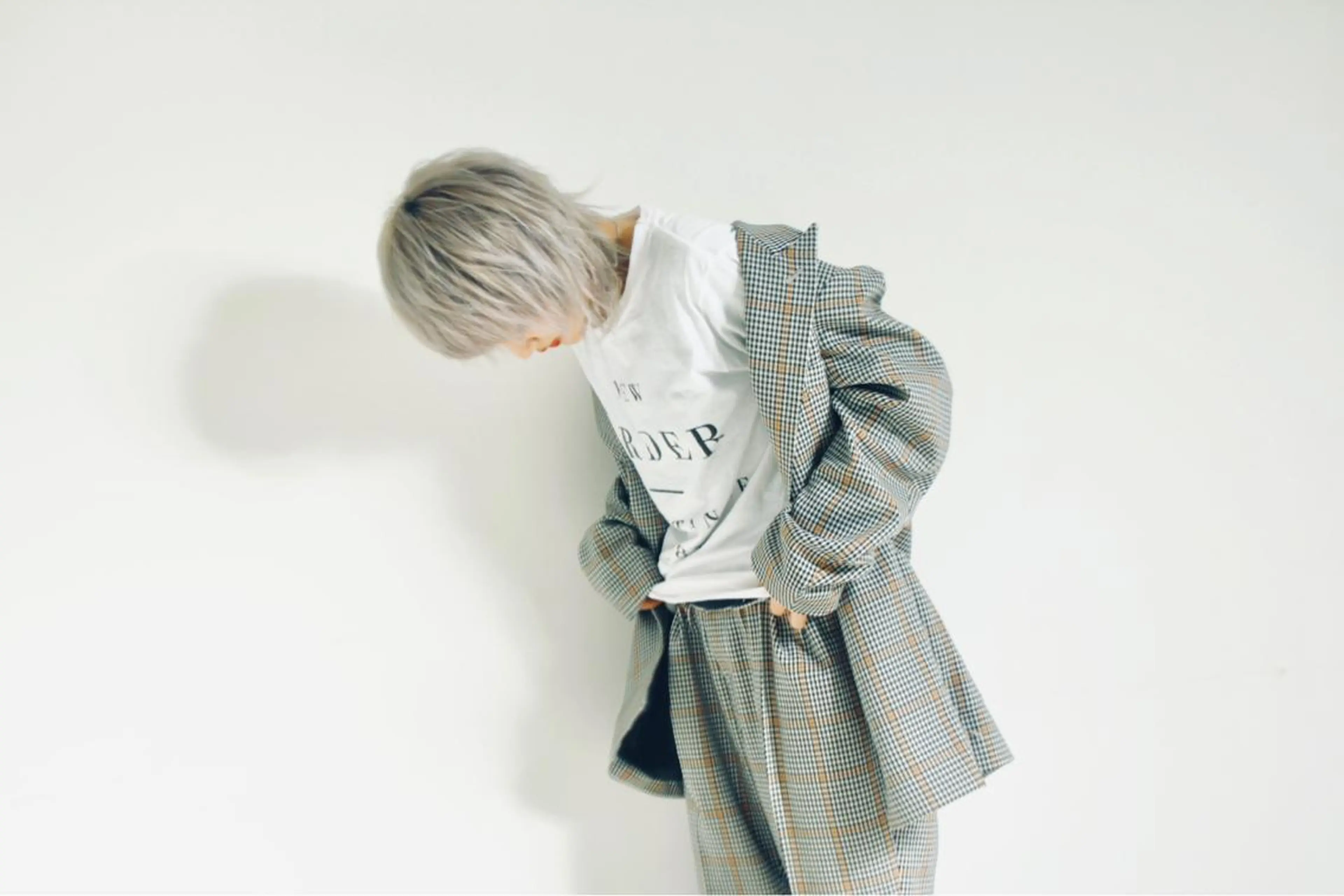 ショート カラー ウルフカット 関 京磨のヘアスタイル