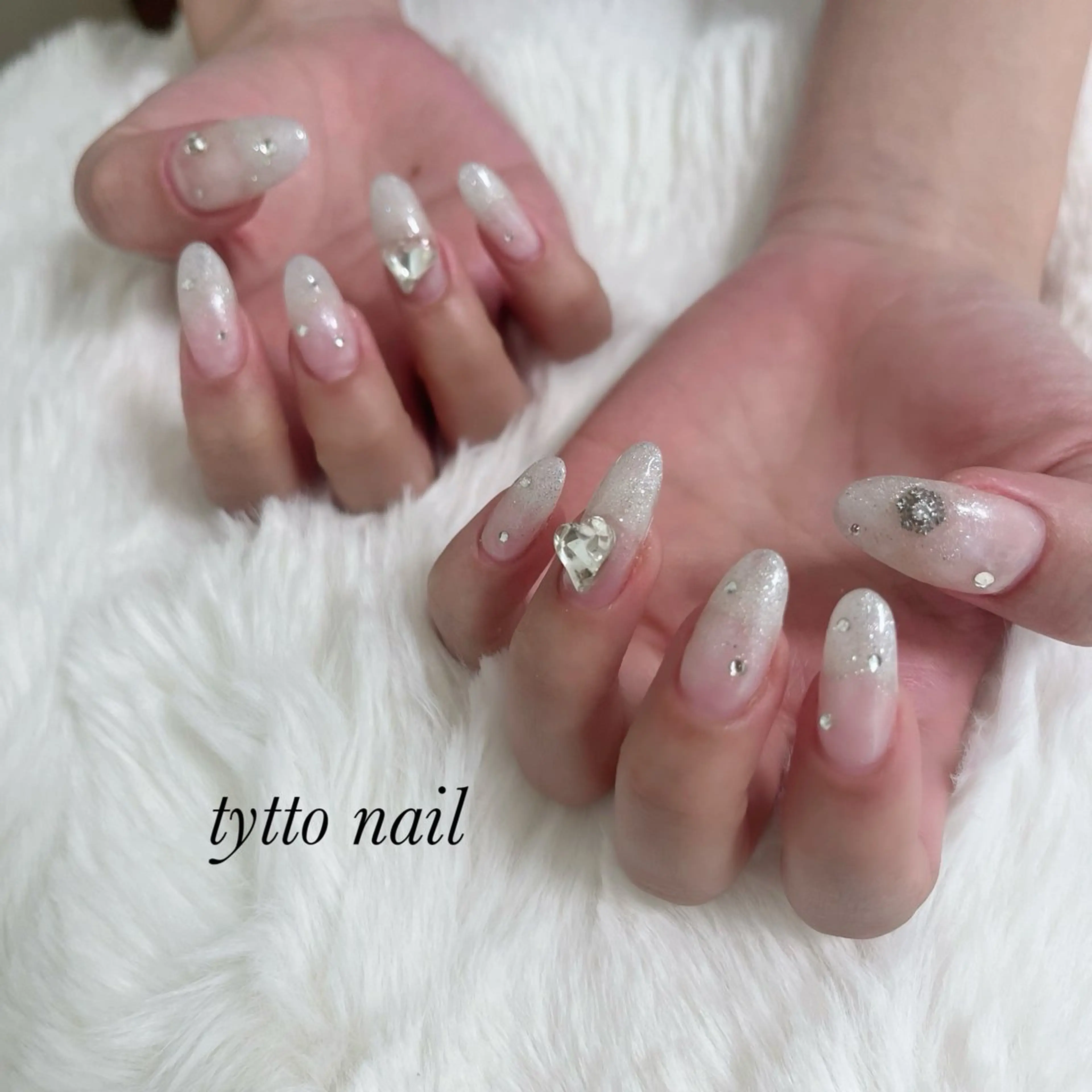 ネイル ガーリー グラデーション ハート キラキラネイル ラメ(グリッター) ハンドネイル tytto nail ❤︎‪‪eri‪‪のネイルデザイン