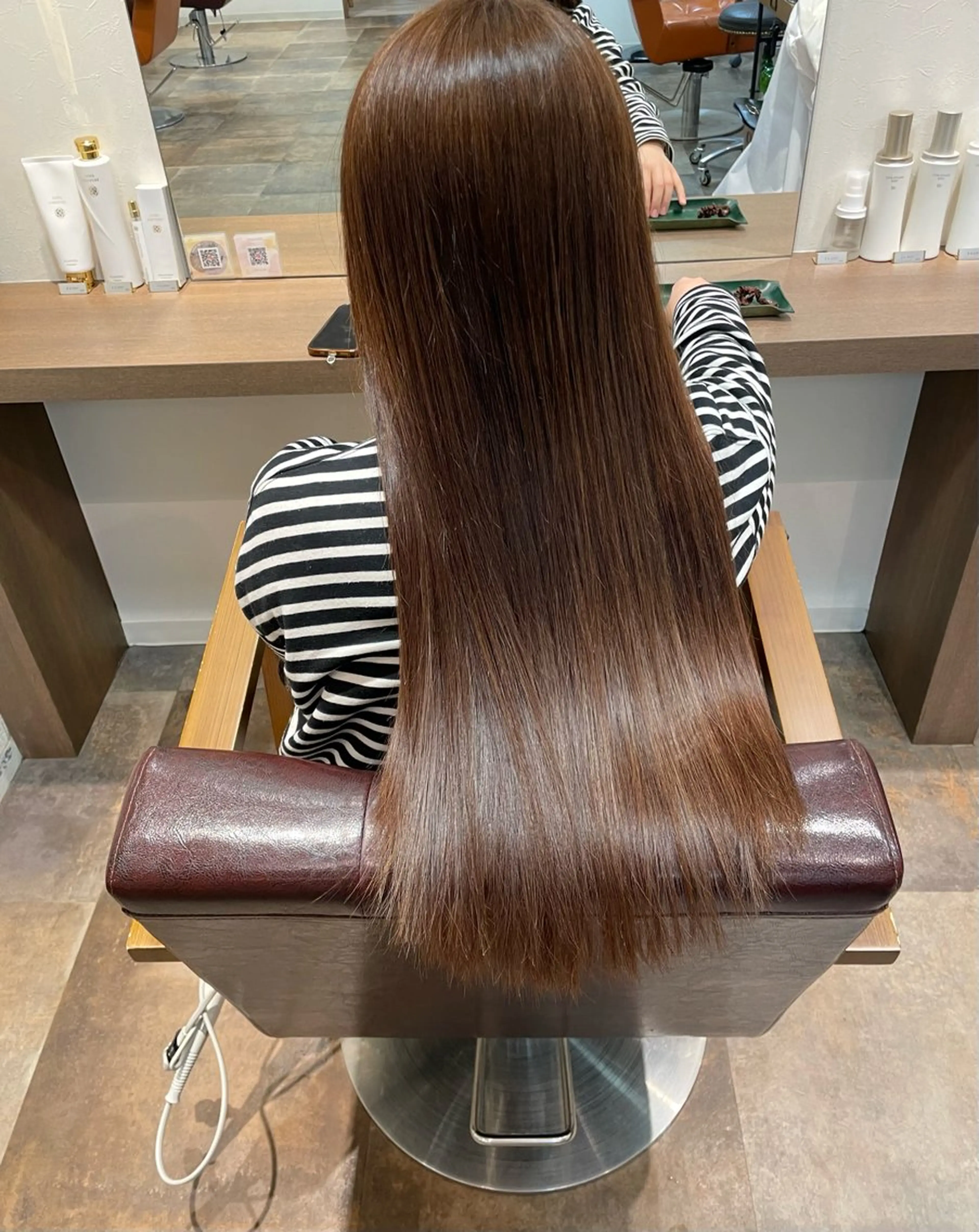 ロング カラー ブラウンカラー 韓国風🇰🇷レイヤ ーKEI🇰🇷のヘアスタイル