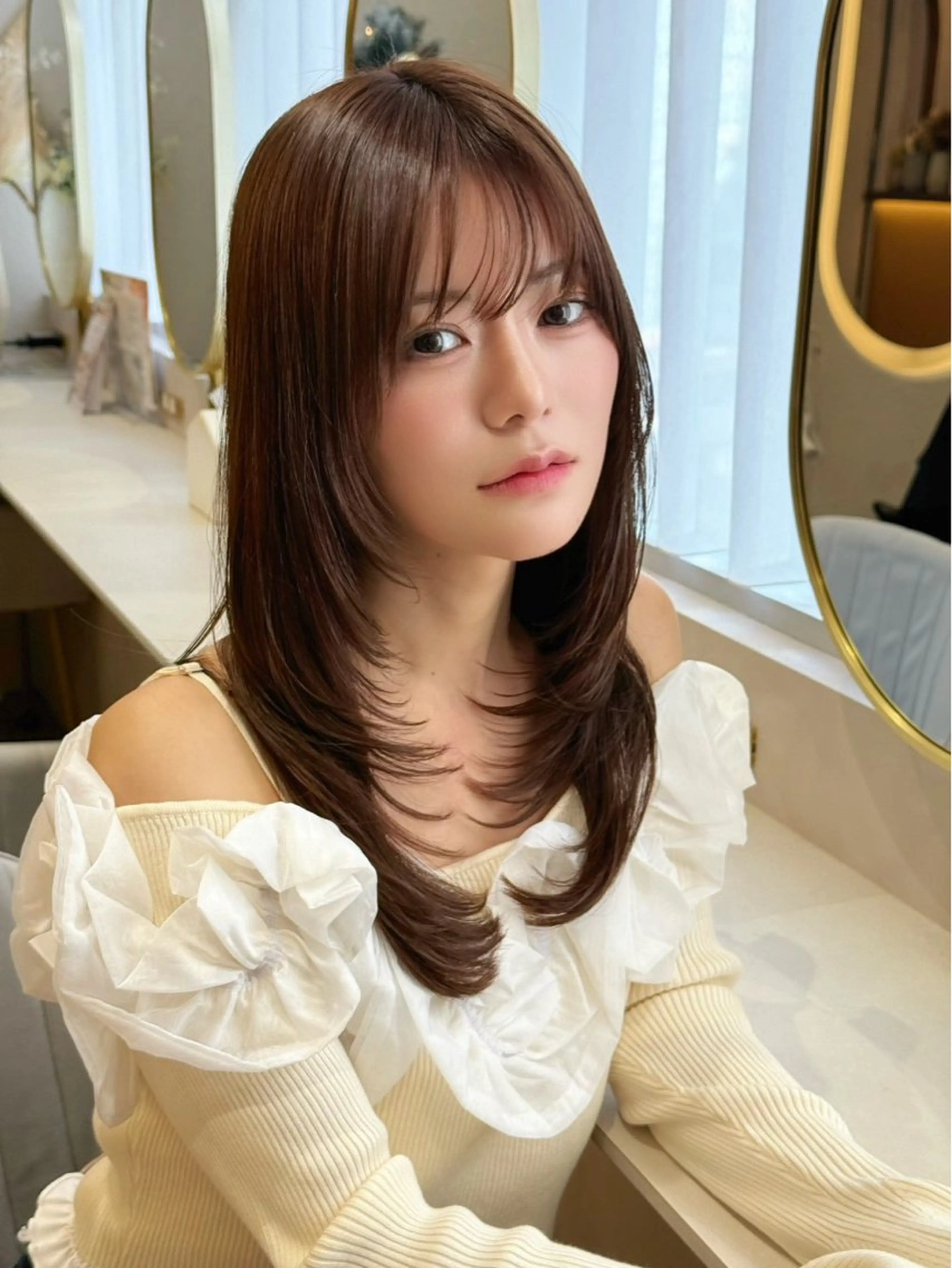 セミロング カラー 透明感カラー 韓国風ヘア レイヤーカット ヘアカラー 韓国ヘア🇰🇷／艶 カラー🫧/木村和生のヘアスタイル