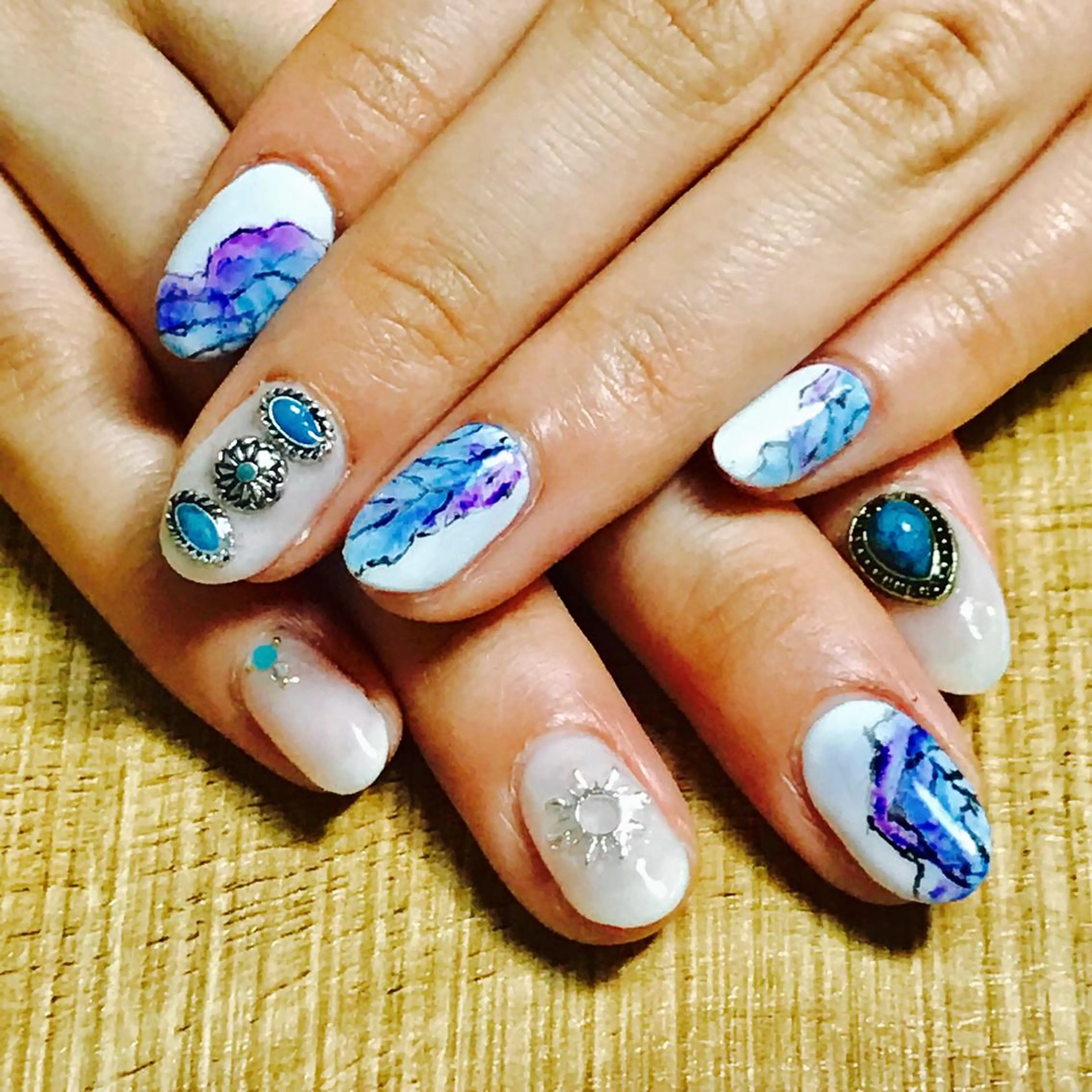 ネイル アートネイル 安藤 Charlotteのネイルデザイン