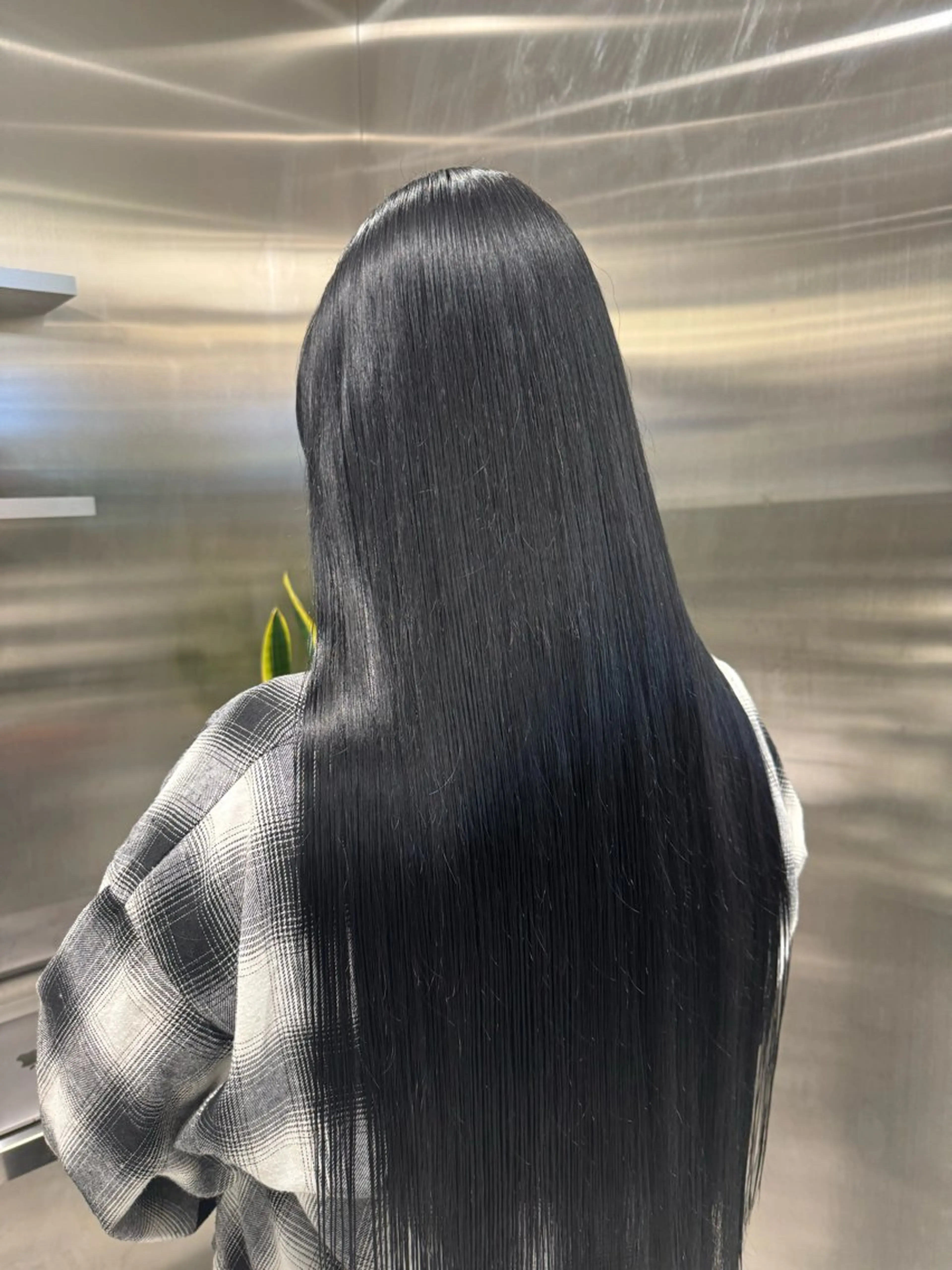 カラー 黒髪 ブリーチ ブルーカラー ブルーブラック ケアブリーチ ヘアカラー ギャルカラー/メンズ /ハイトーン/つばさのヘアスタイル