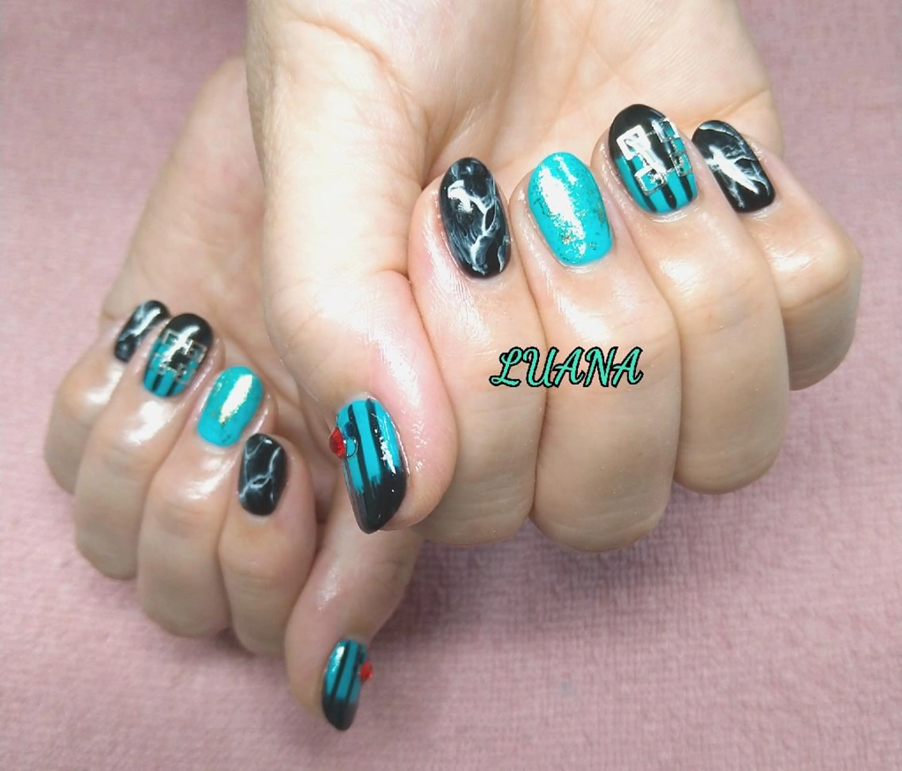 ネイル ハンドネイル LUANA  TAKAHASHIのネイルデザイン