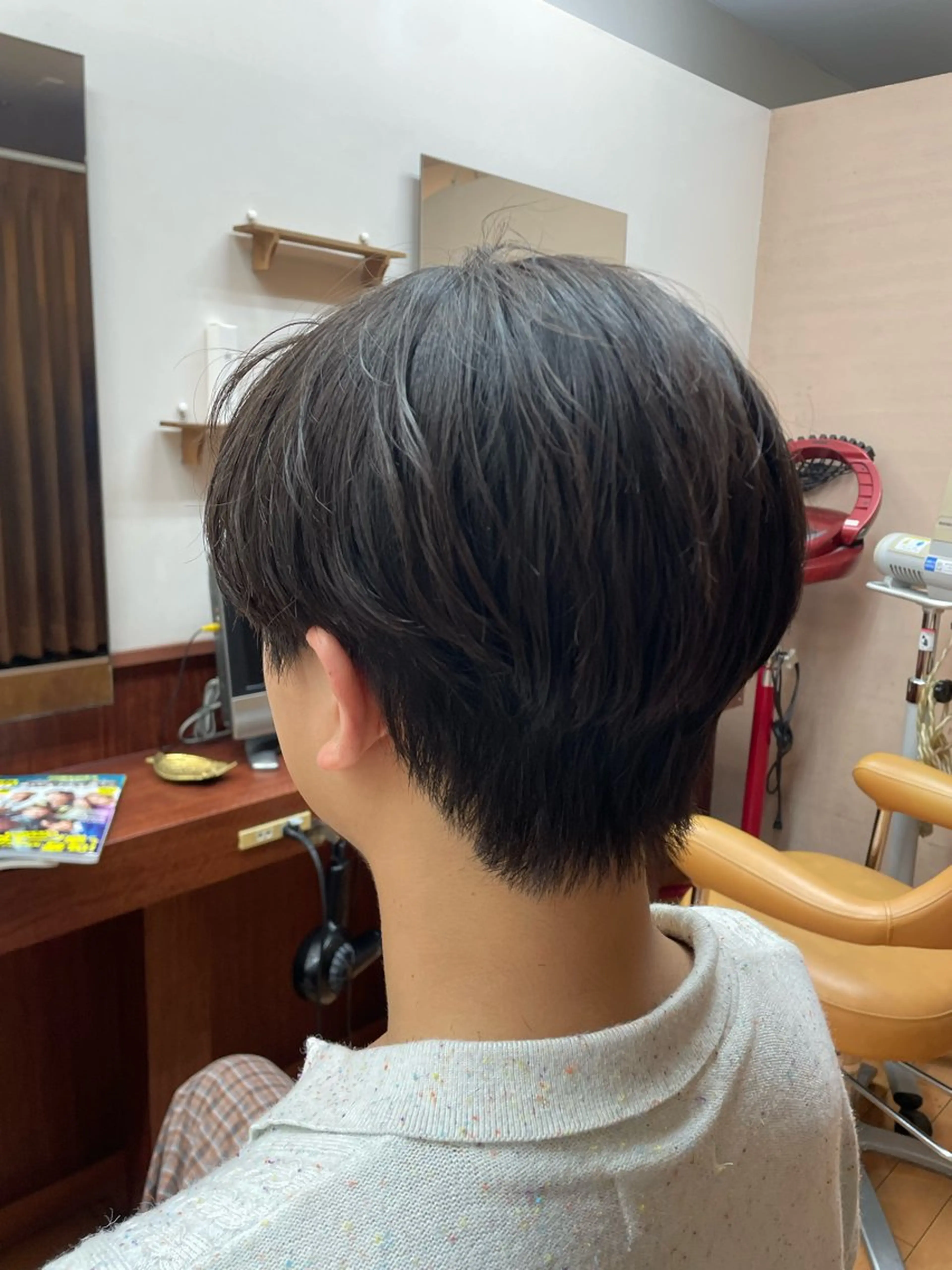 ショート メンズ ルキ🌈ブリーチカラ ー&メンズパーマ🦄のヘアスタイル