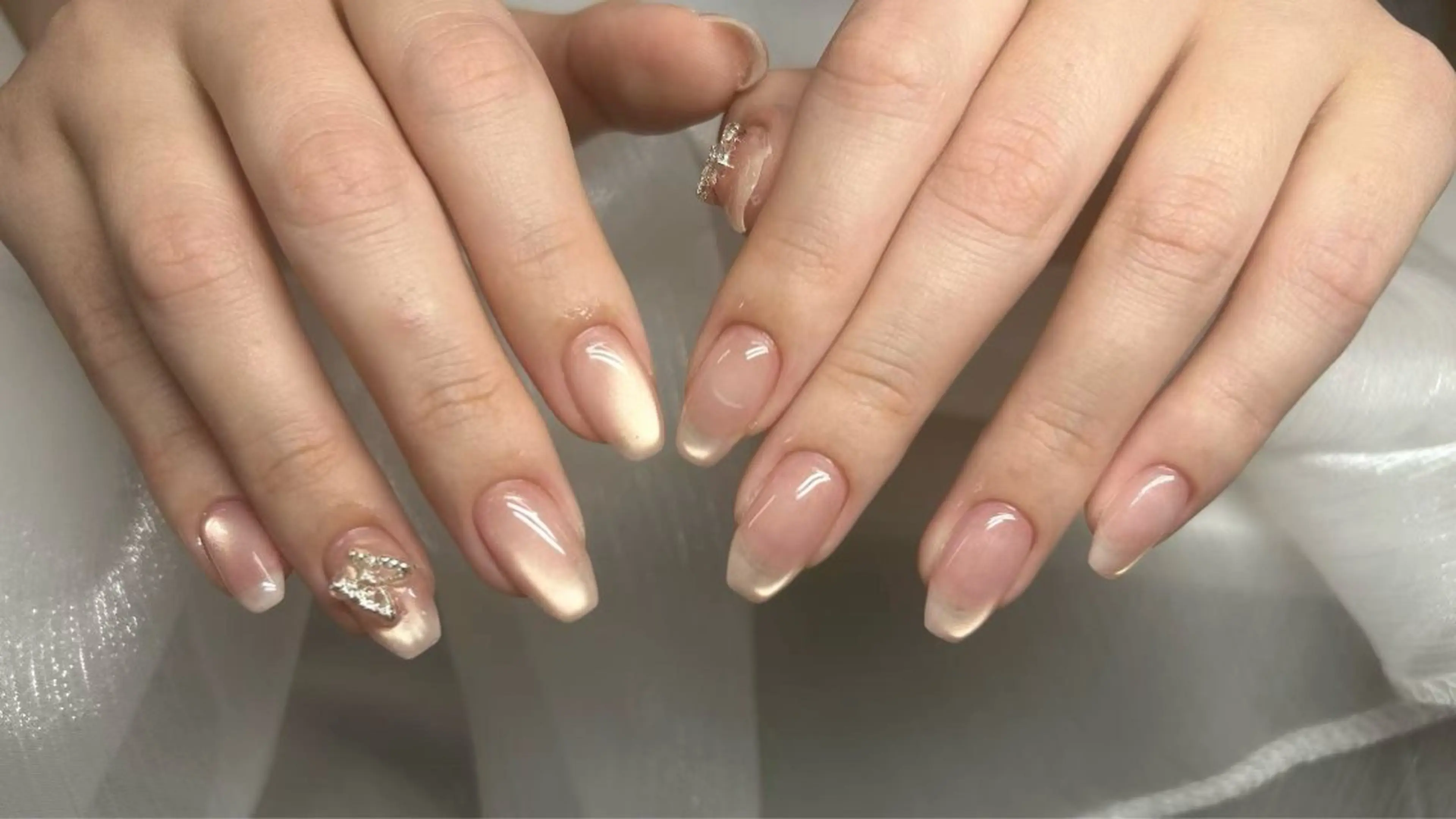 ネイル ハンドネイル ハンドケア Kaka_ パラジェル、長さだしのネイルデザイン