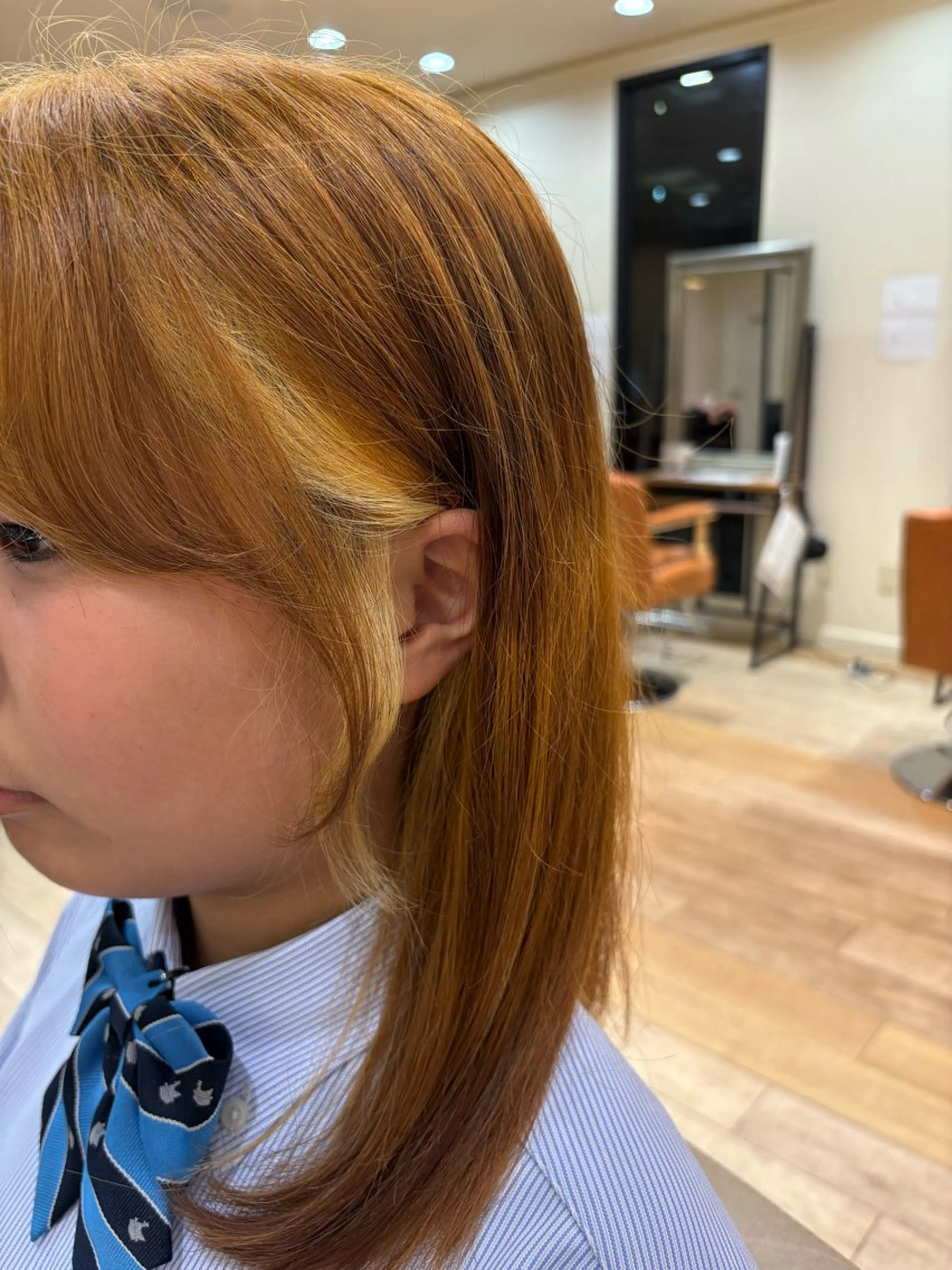 セミロング カット しおり🍬 KOKORO🤍のヘアスタイル