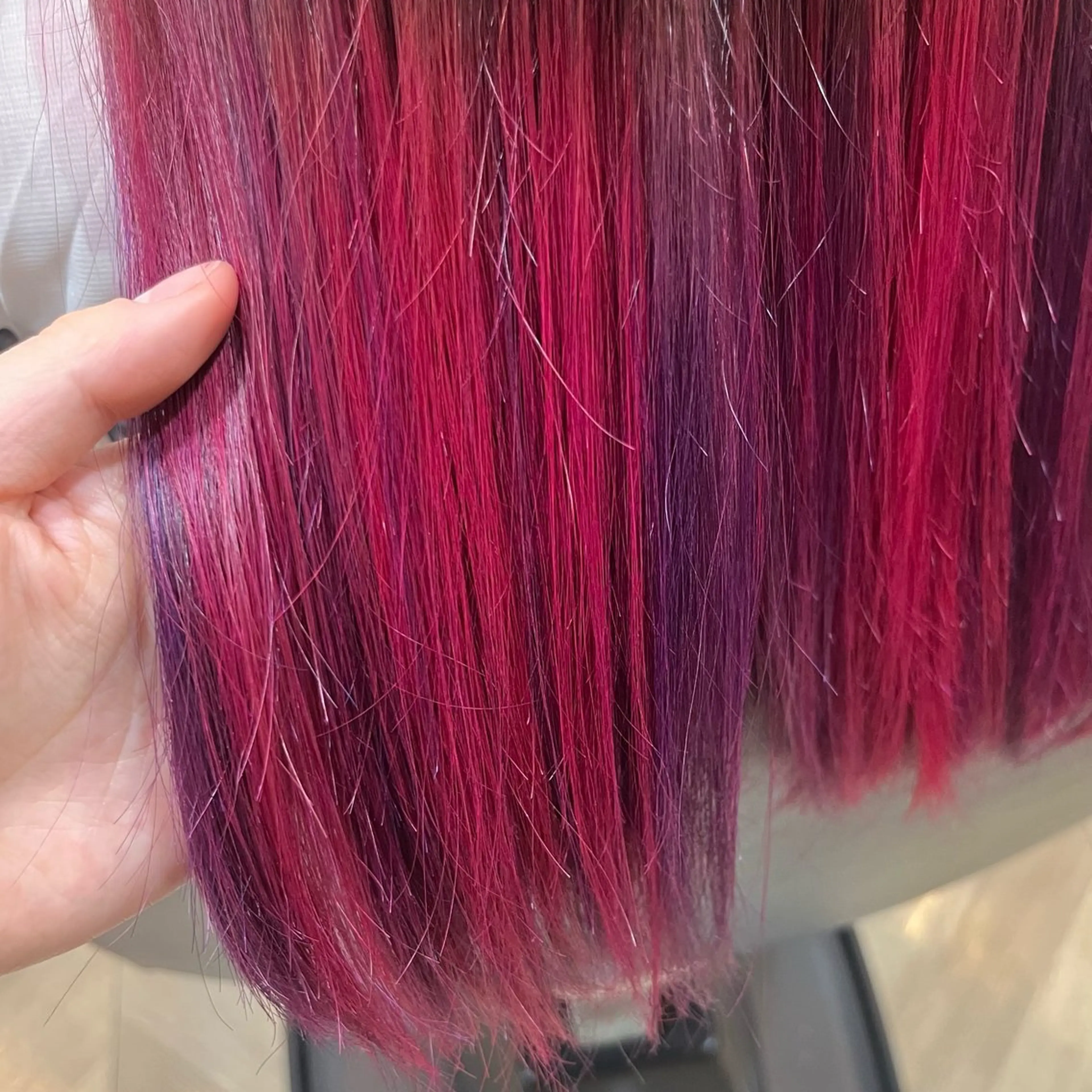 カラー ブリーチ ピンクカラー 美容室マリオネット所属・Harada Naoのヘアスタイル