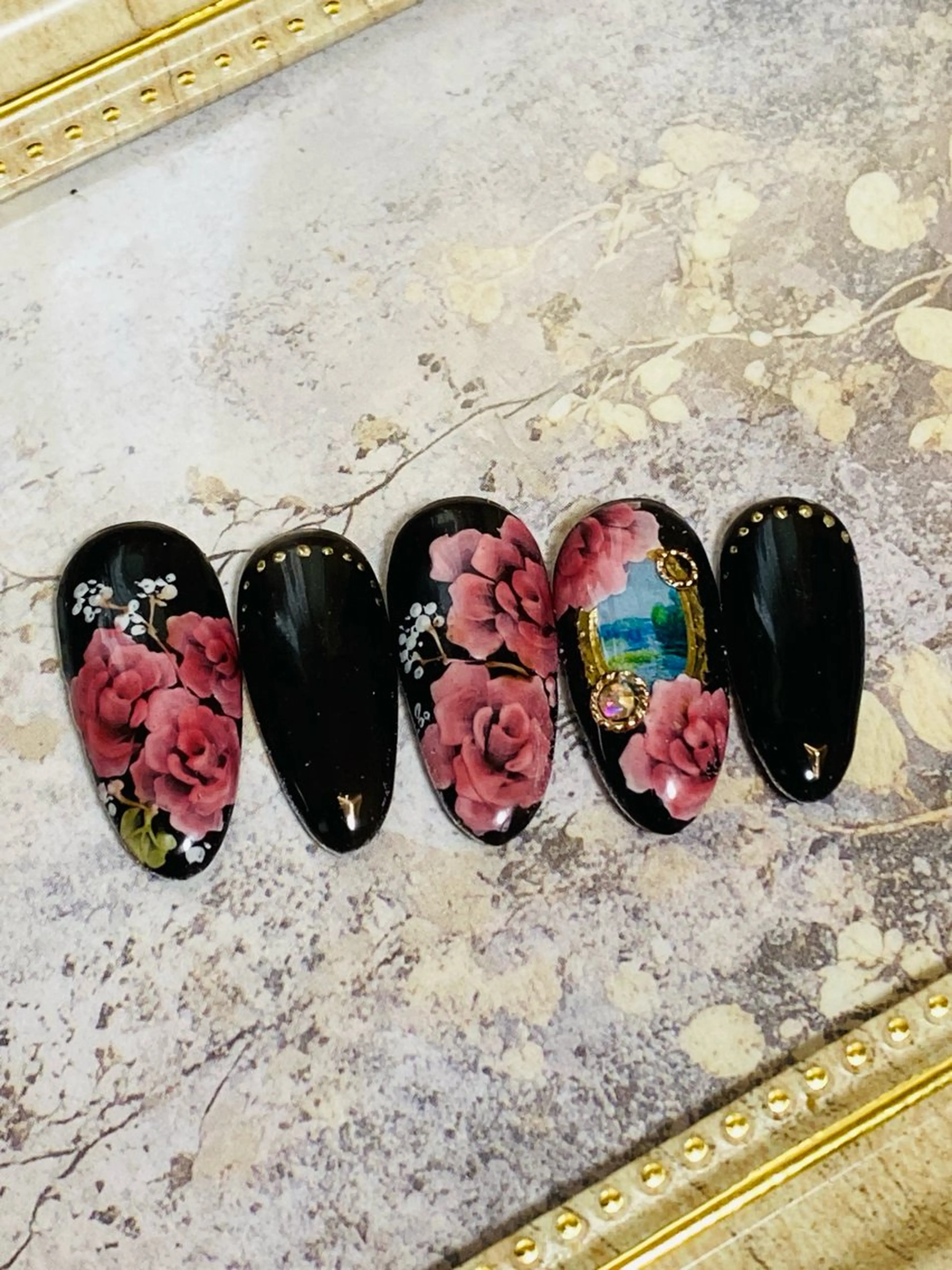 薔薇とかすみ草 【オフ込み】☆119の写真