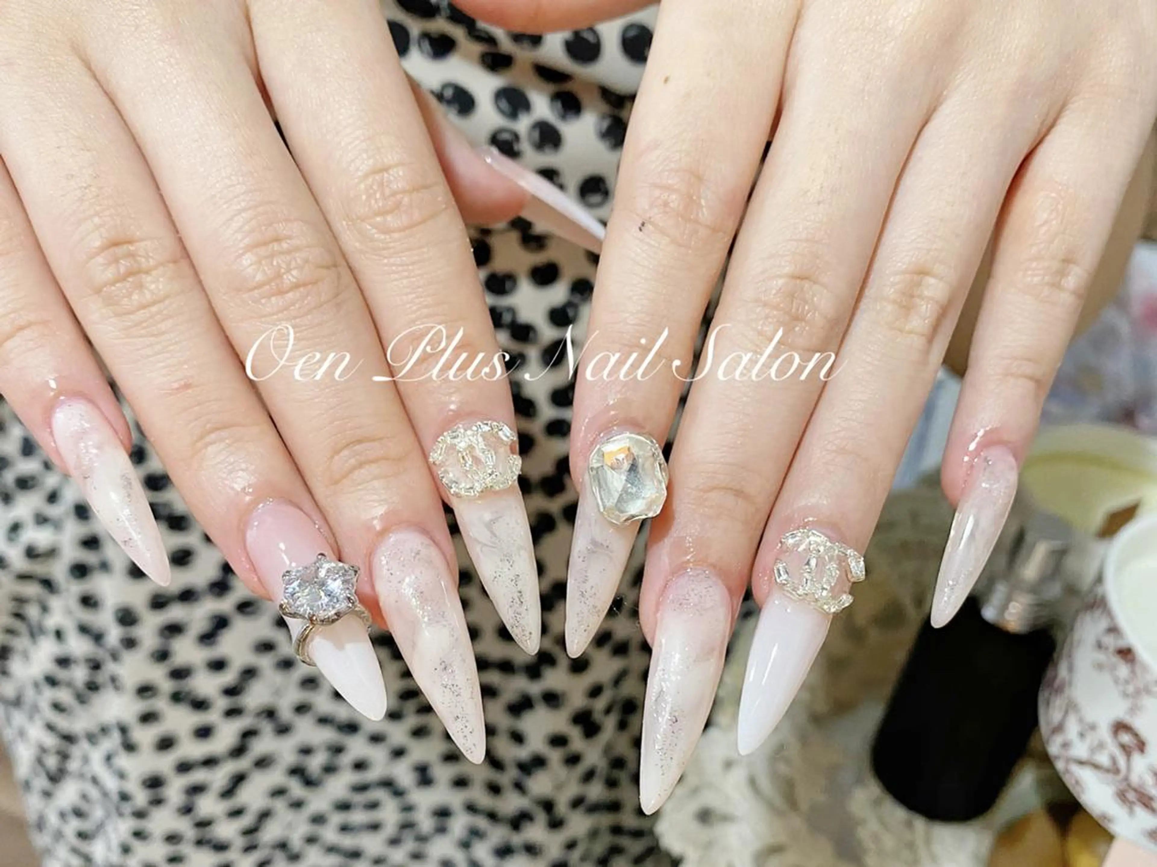 ネイル One Plus Nail Salonのネイルデザイン