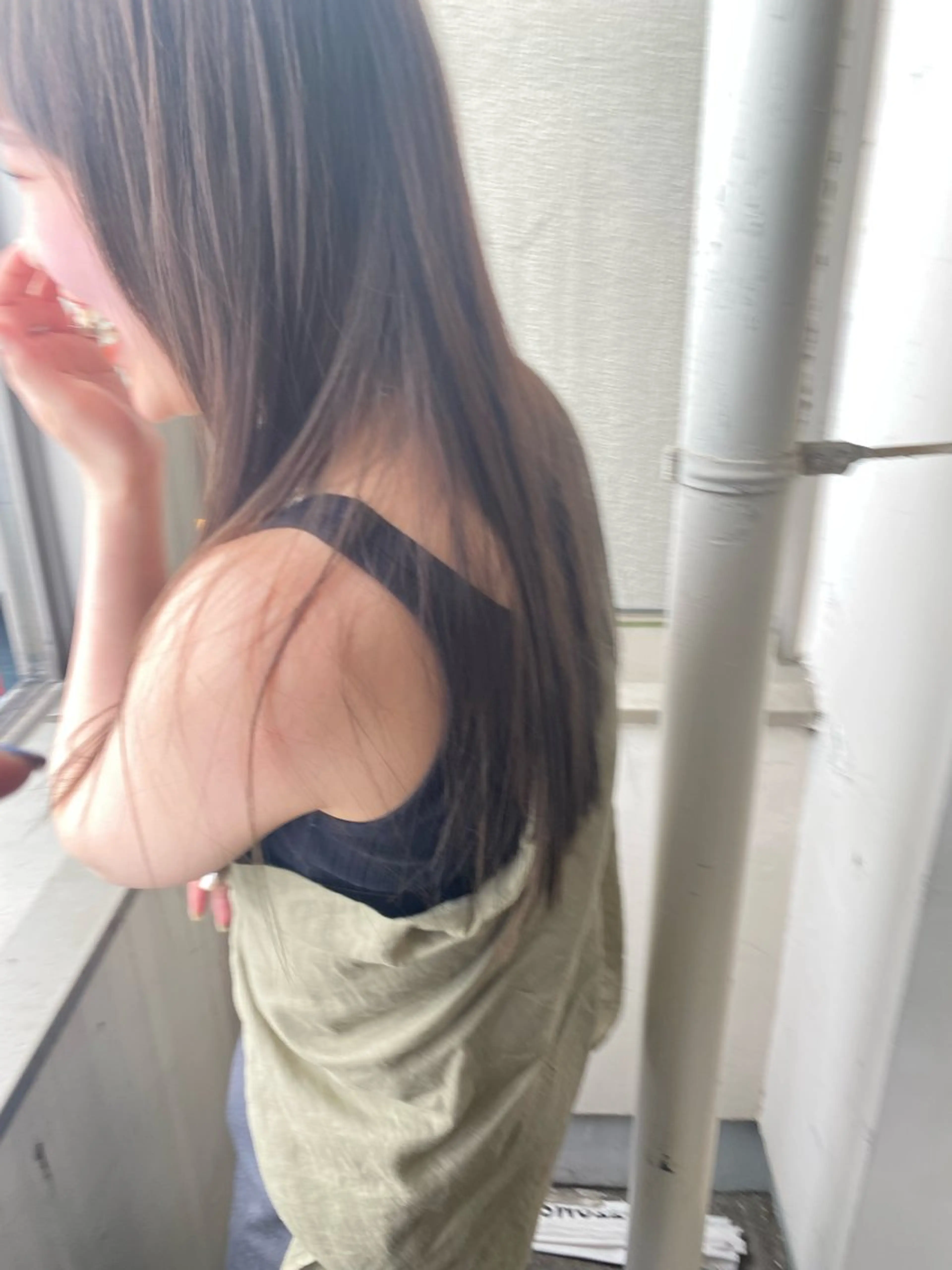 【小顔になれる】✂️✂︎前髪カット✂︎✂️+💖透明感アディクシーカラー💖+うるツヤ3Stepトリートメントの写真