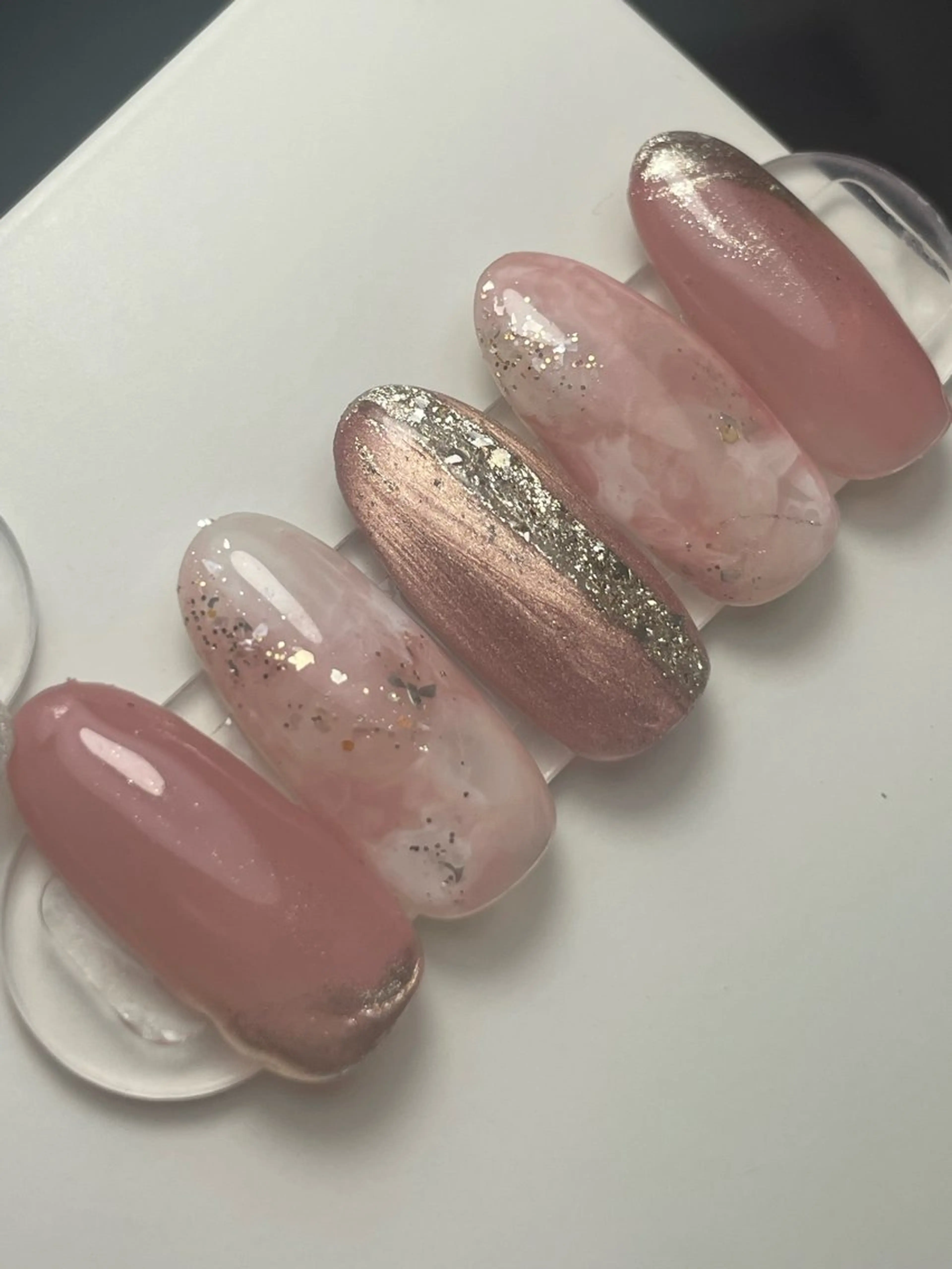 ネイル Chong Sarangのネイルデザイン