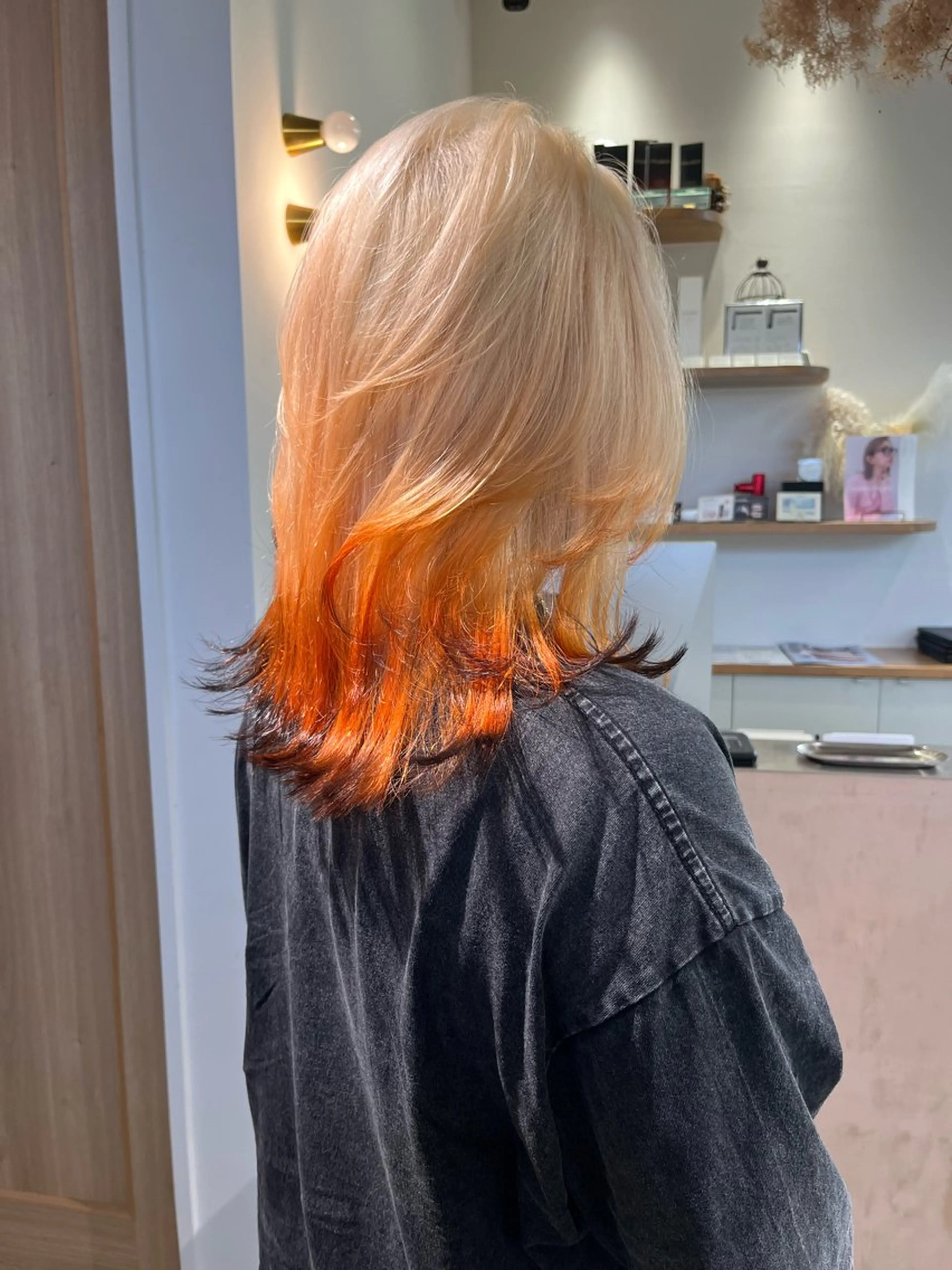 セミロング vince gio所属・小田 輝太郎/ブリーチのヘアスタイル