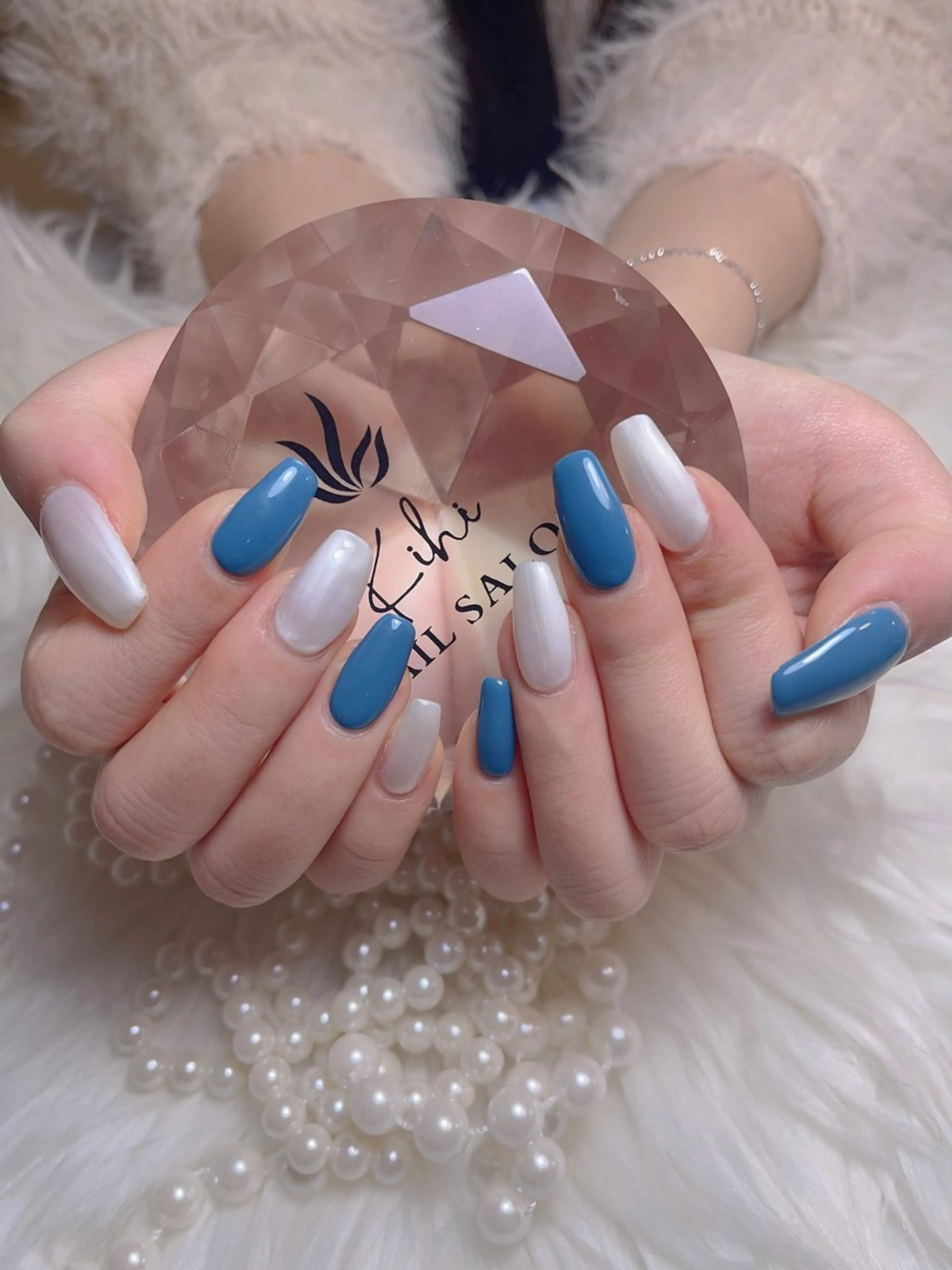 ネイル アートネイル フレンチネイル ジェルネイル グラデーション 韓国ネイル ハンドネイル 💕鈴木ユリ パラジェル/オフ無料のネイルデザイン