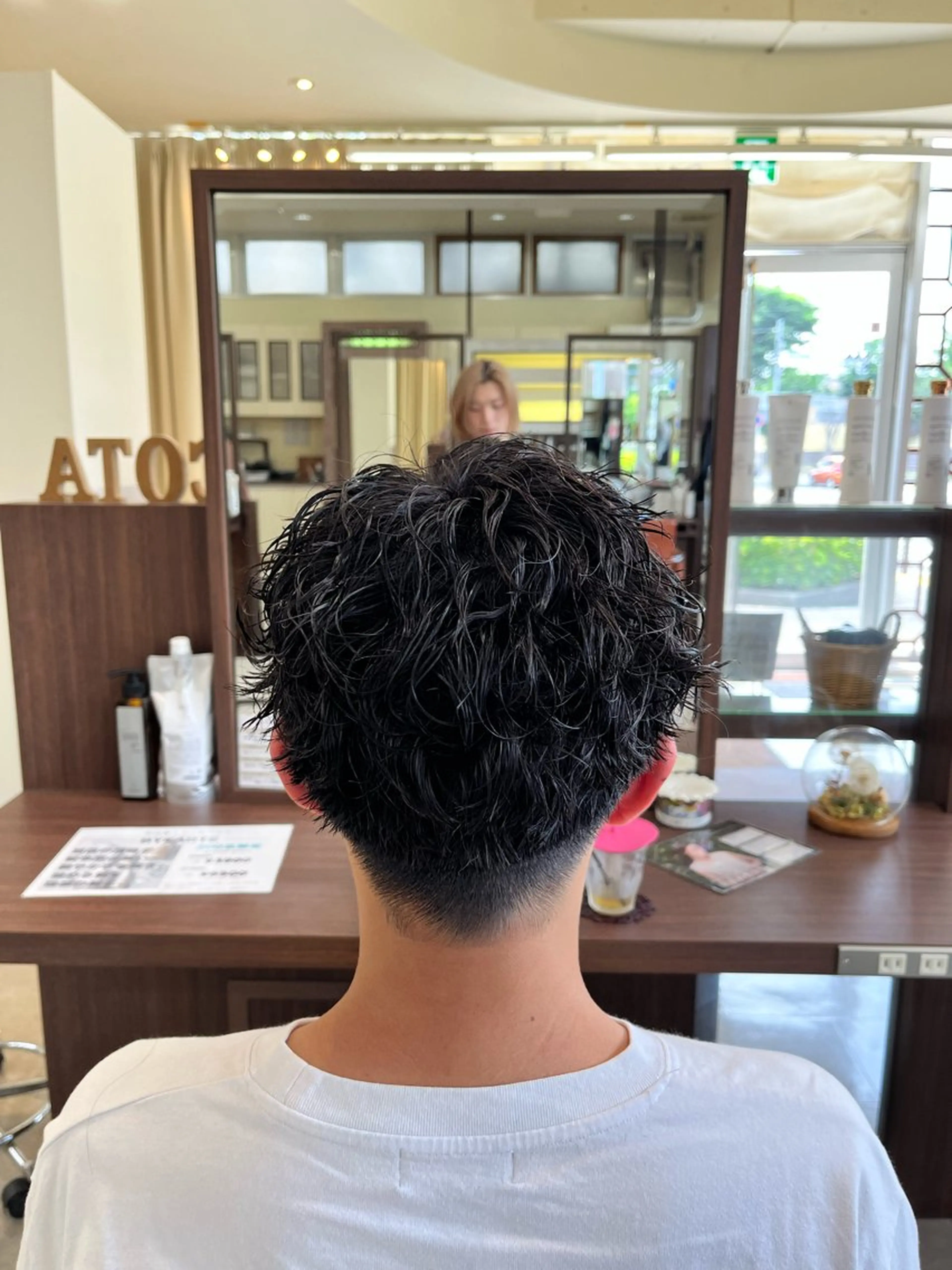 ショート パーマ メンズ センターパート メンズパーマ ツイストスパイラルパーマ 刈り上げ スパイラルパーマ AROH  men's cut&men's perm 船橋店所属・🧊メンズ特化🧊 高木航希のヘアスタイル