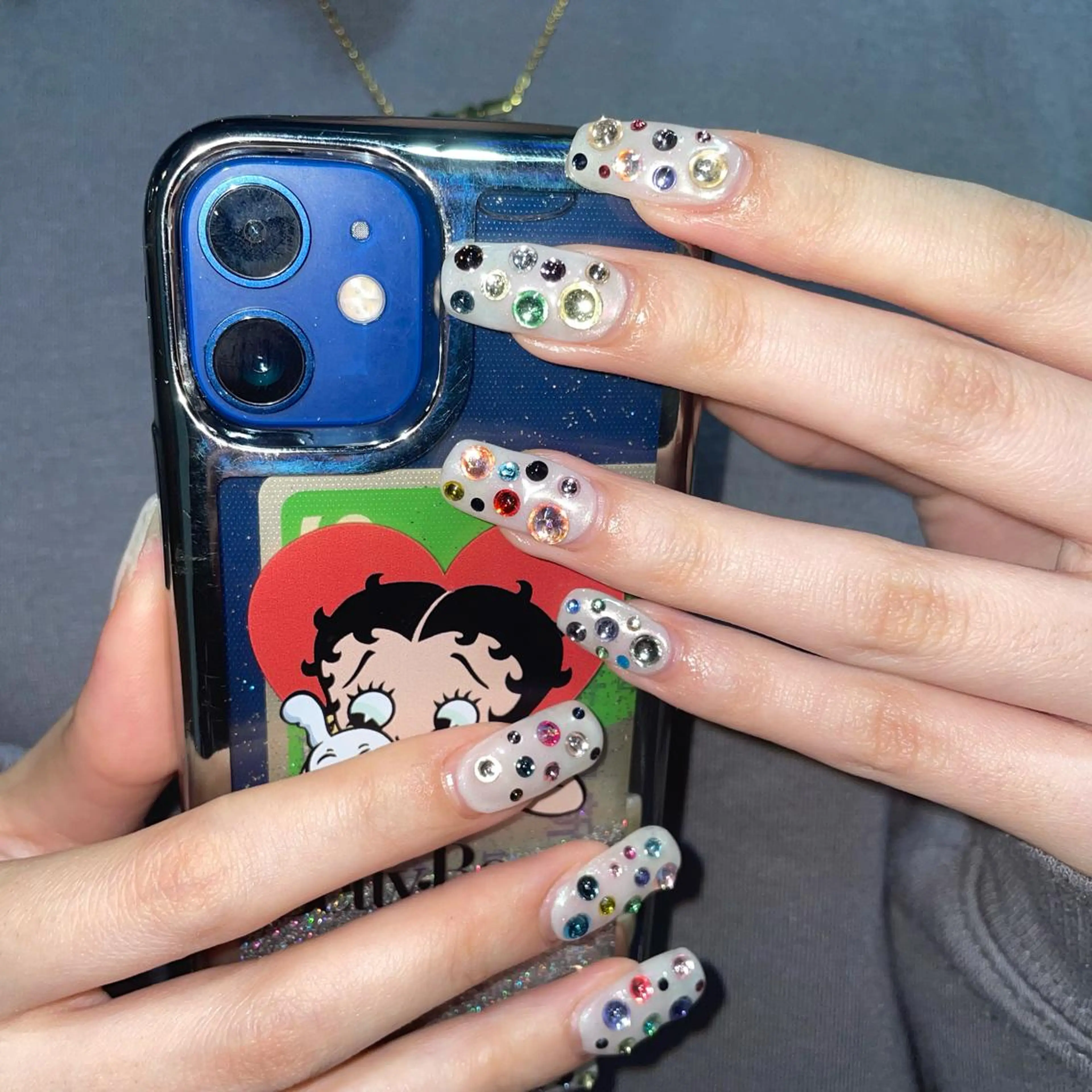 ネイル アートネイル ジェルネイル 持ち込み パラジェル ストーンネイル ハンドネイル 韓国ヘア🦋 MIYUのヘアスタイル