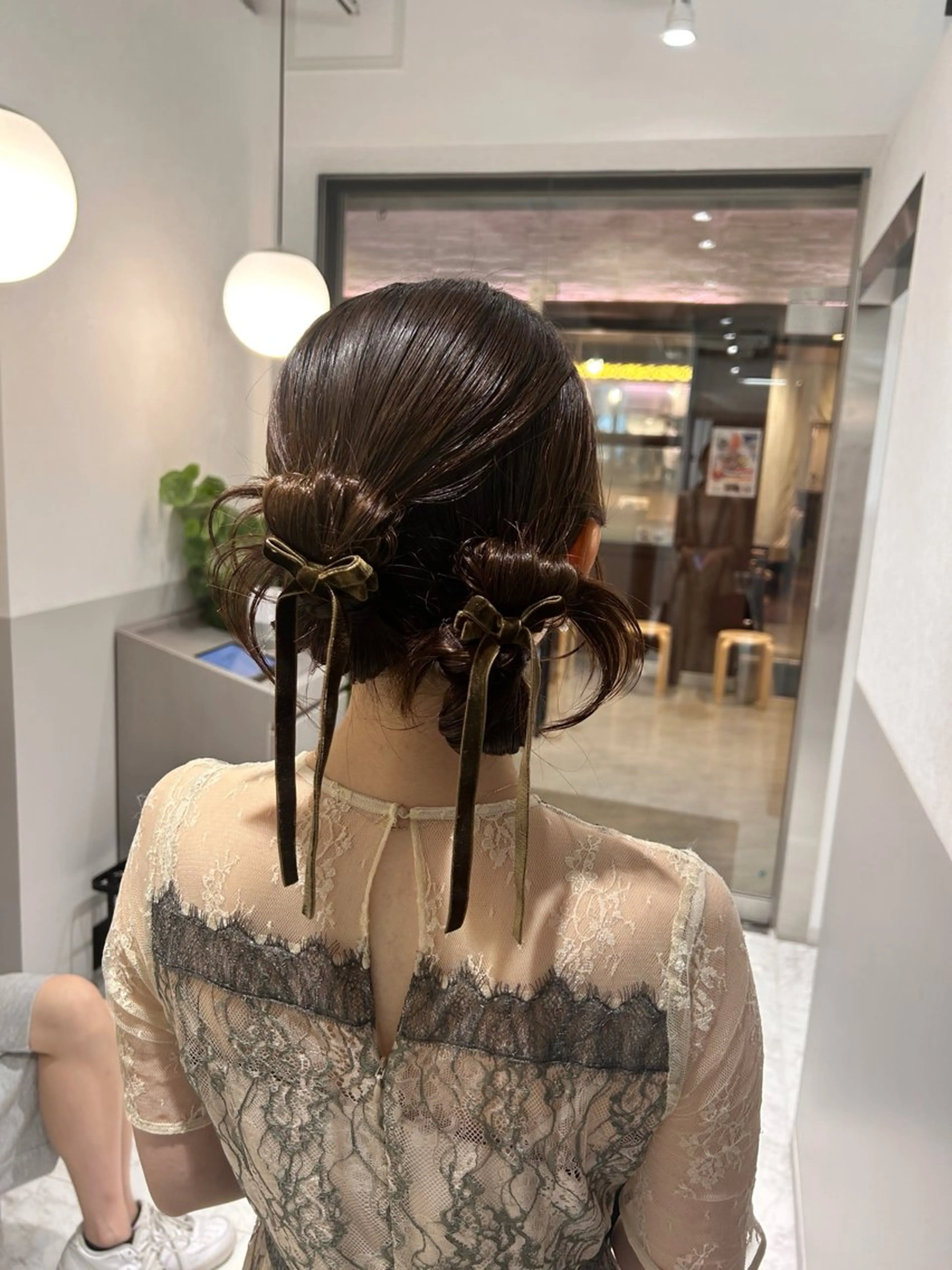 ミディアム ヘアアレンジ ヘアセット SALOWIN新宿三丁目 Frente店所属・薄田 珠美のヘアスタイル