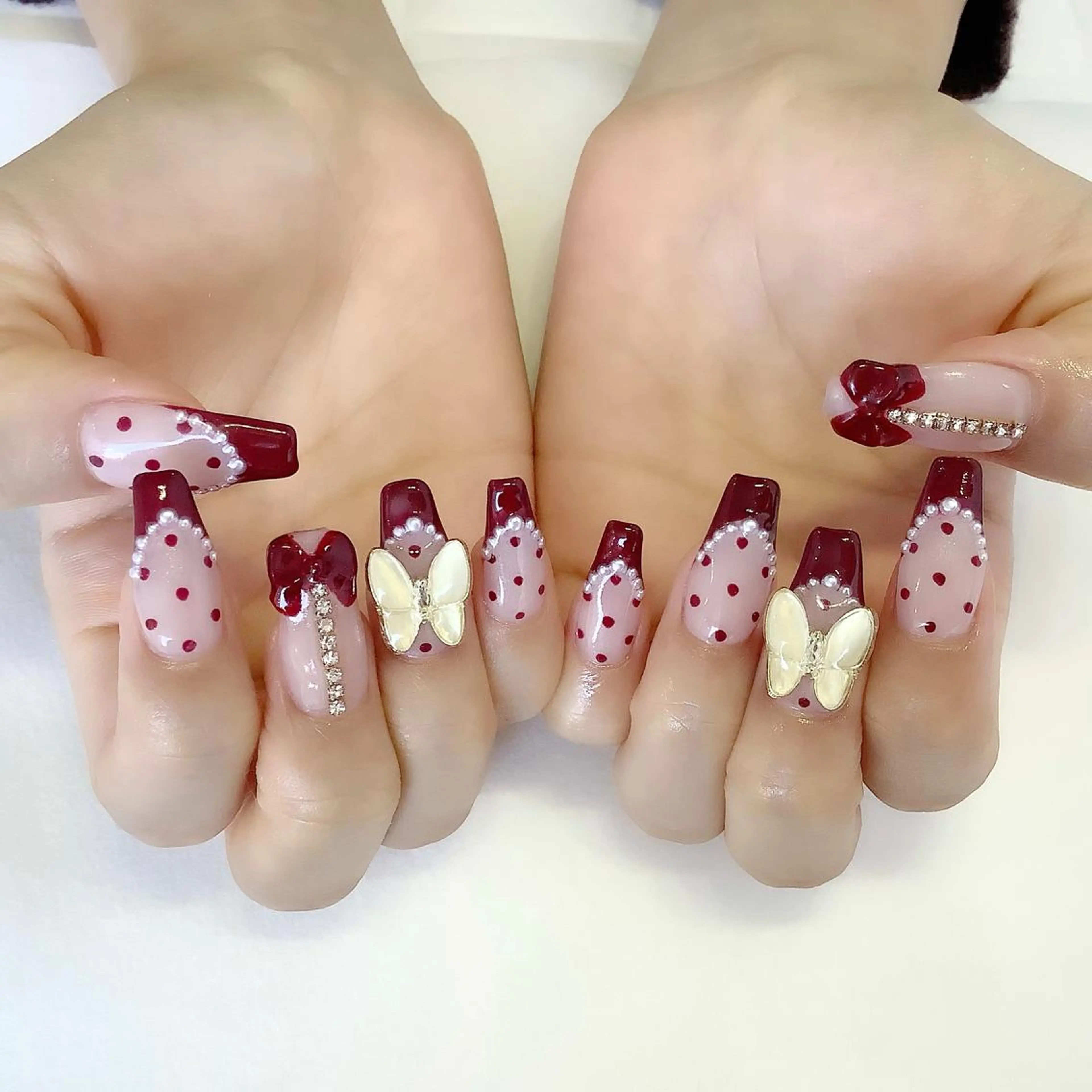 ネイル ハンドネイル 💎🐰 saki. m 🐰💎のネイルデザイン