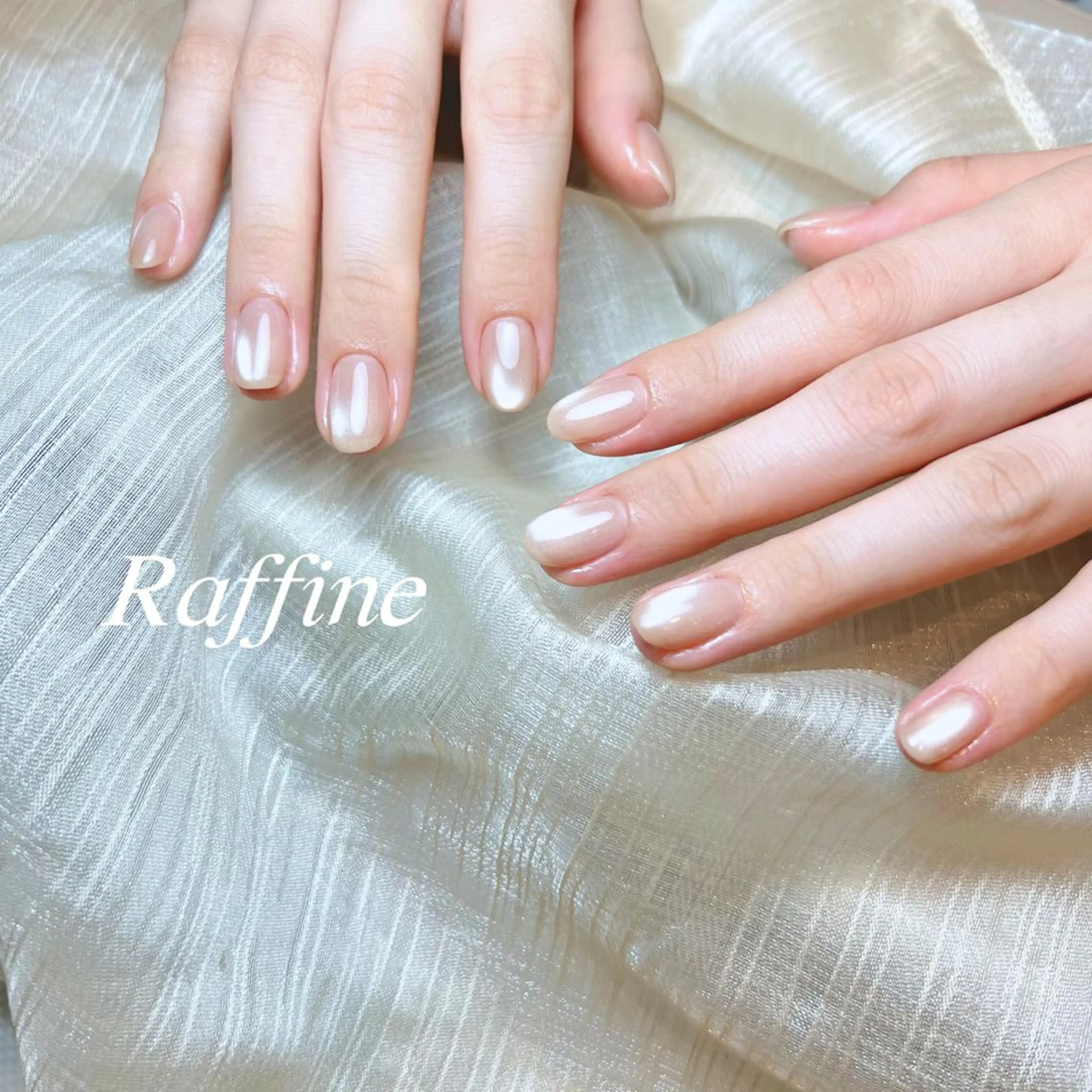 ネイル RAFFINE 月🦋🩵のネイルデザイン