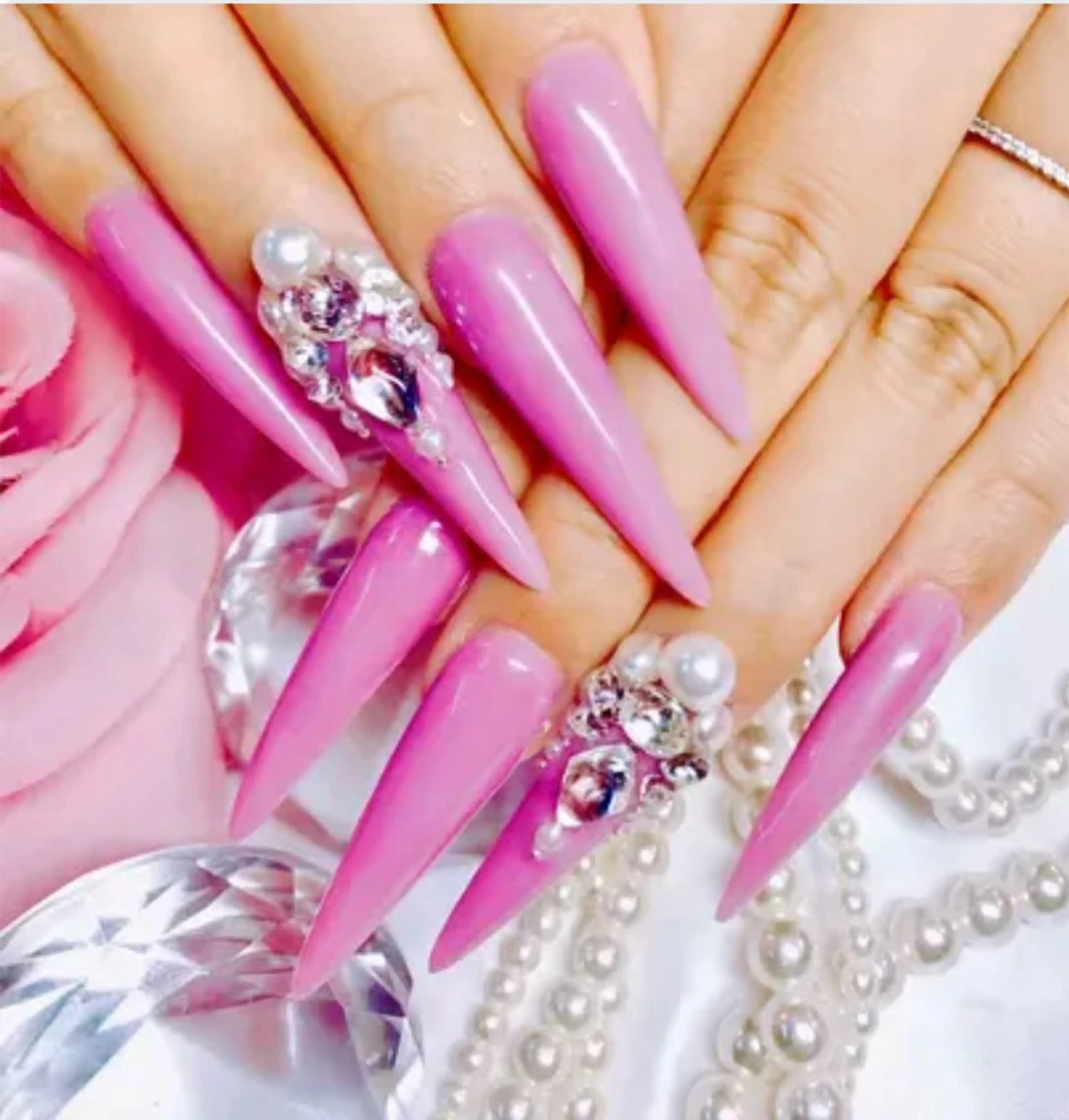 【ご新規様限定🌹】スカルプ《ロング》 ★ゴージャスアート2本／オフ無料の写真