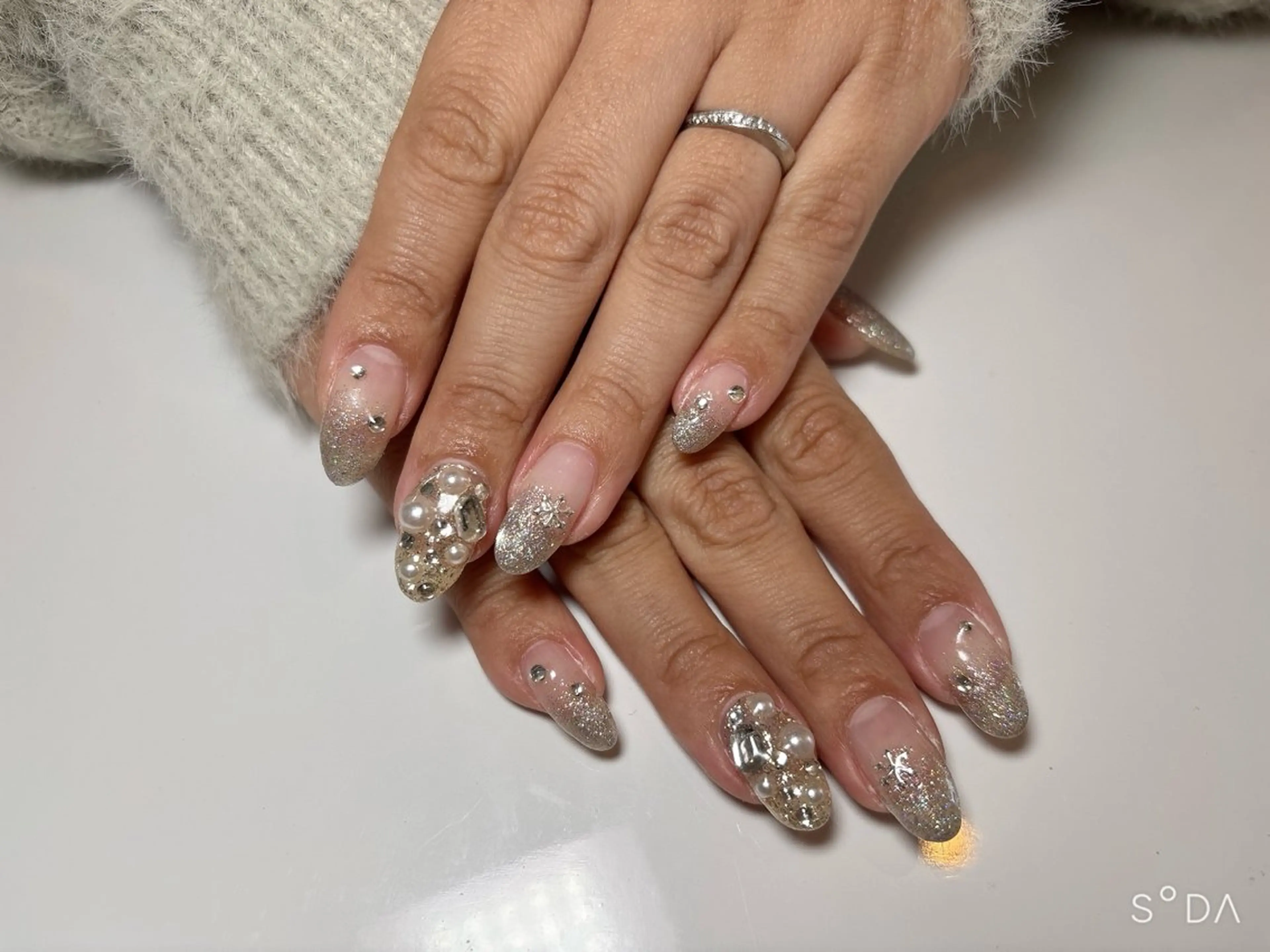 ネイル ハンドネイル Ree所属・ネイル脱毛 Reeのネイルデザイン