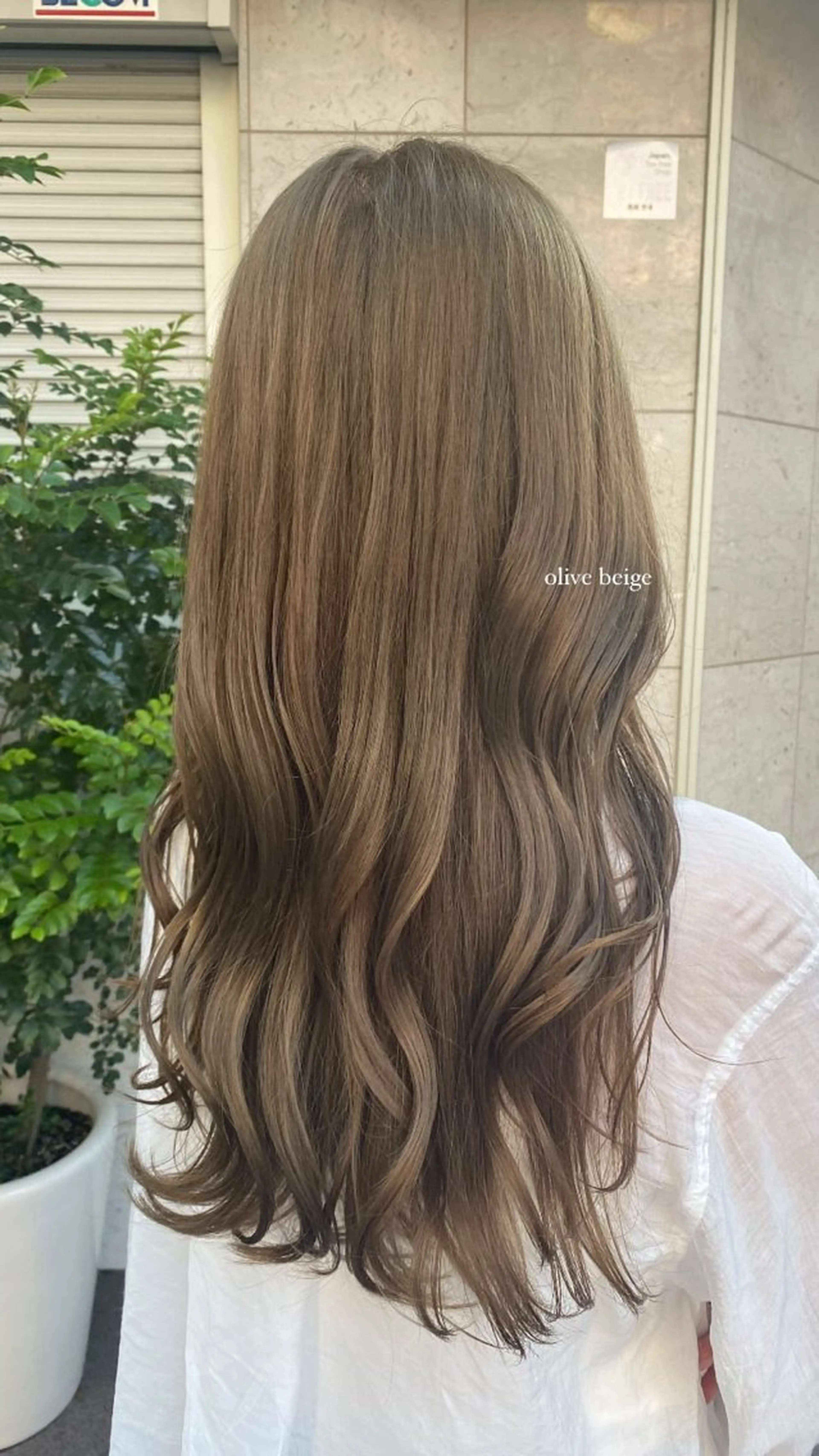 セミロング カット ヘアカラー なぎさ 心斎橋美容室のヘアスタイル