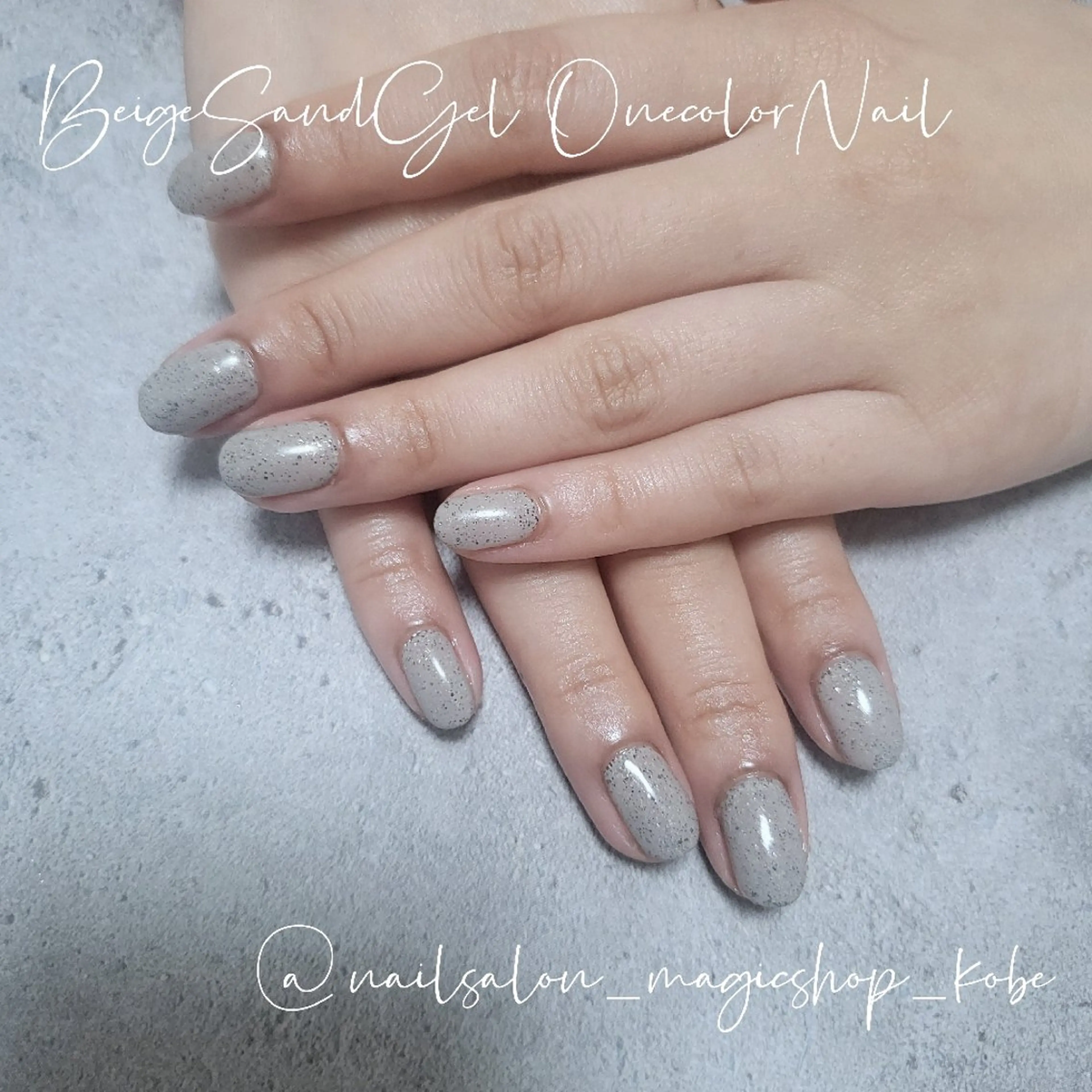 ネイル ブルー ジェルネイル ゴールド ラメ(グリッター) ワンカラーネイル ハンドネイル Nailsalon MagicShopのネイルデザイン