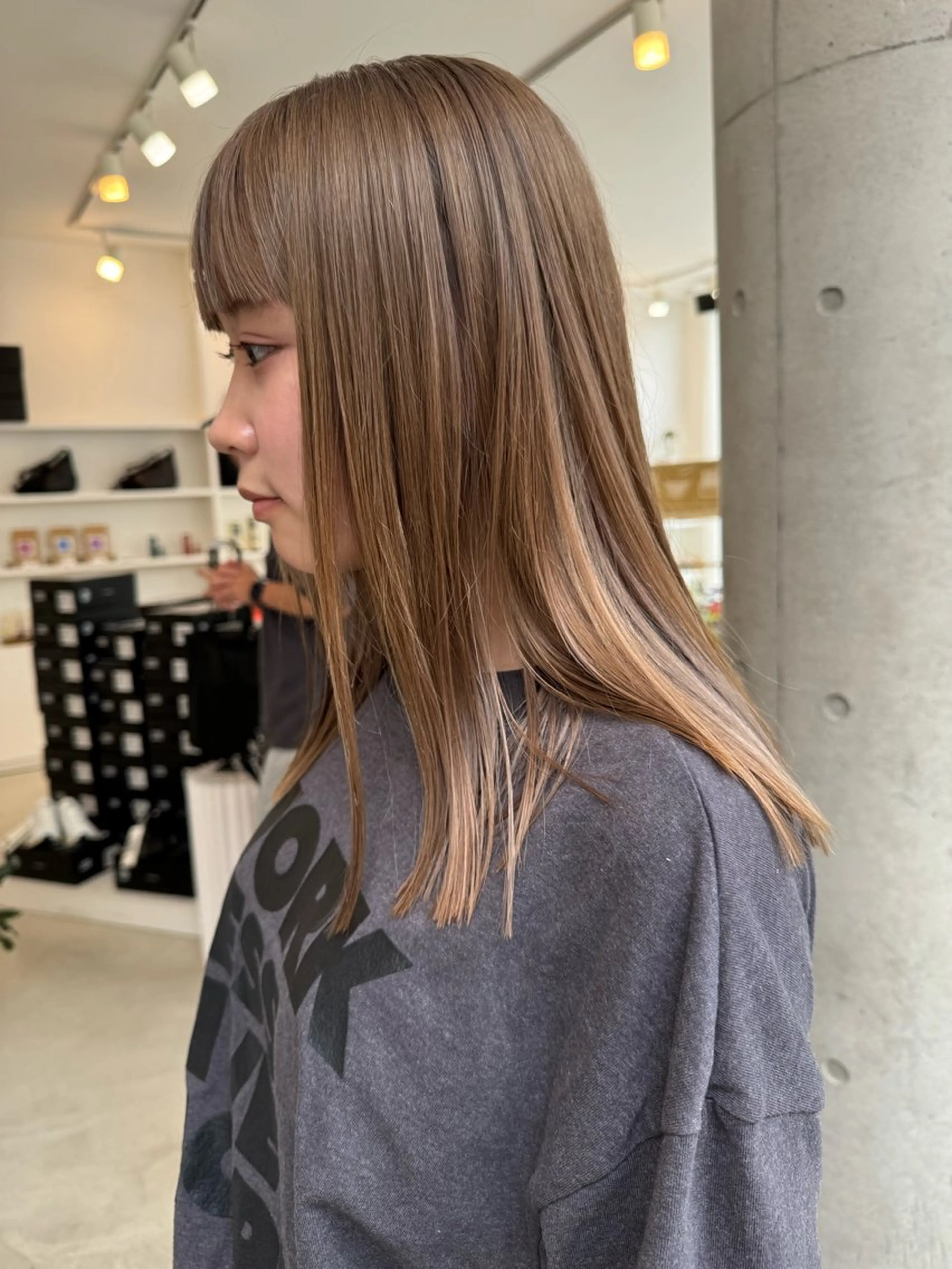 ブリーチ(全頭orリタッチ)＋カラーの写真