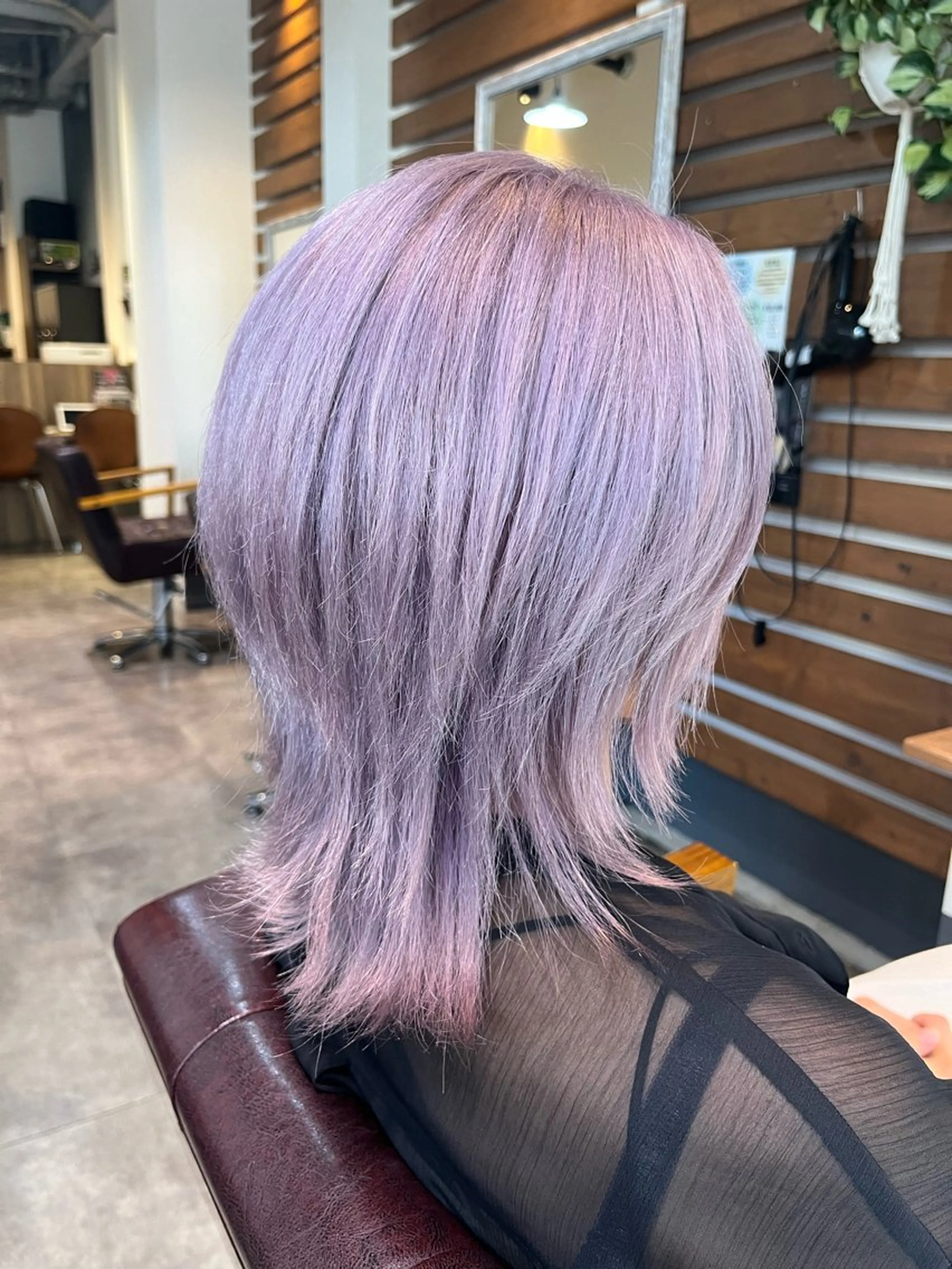 ミディアム パープルカラー カット ヘアカラー hair salon loup所属・loup yunaのヘアスタイル