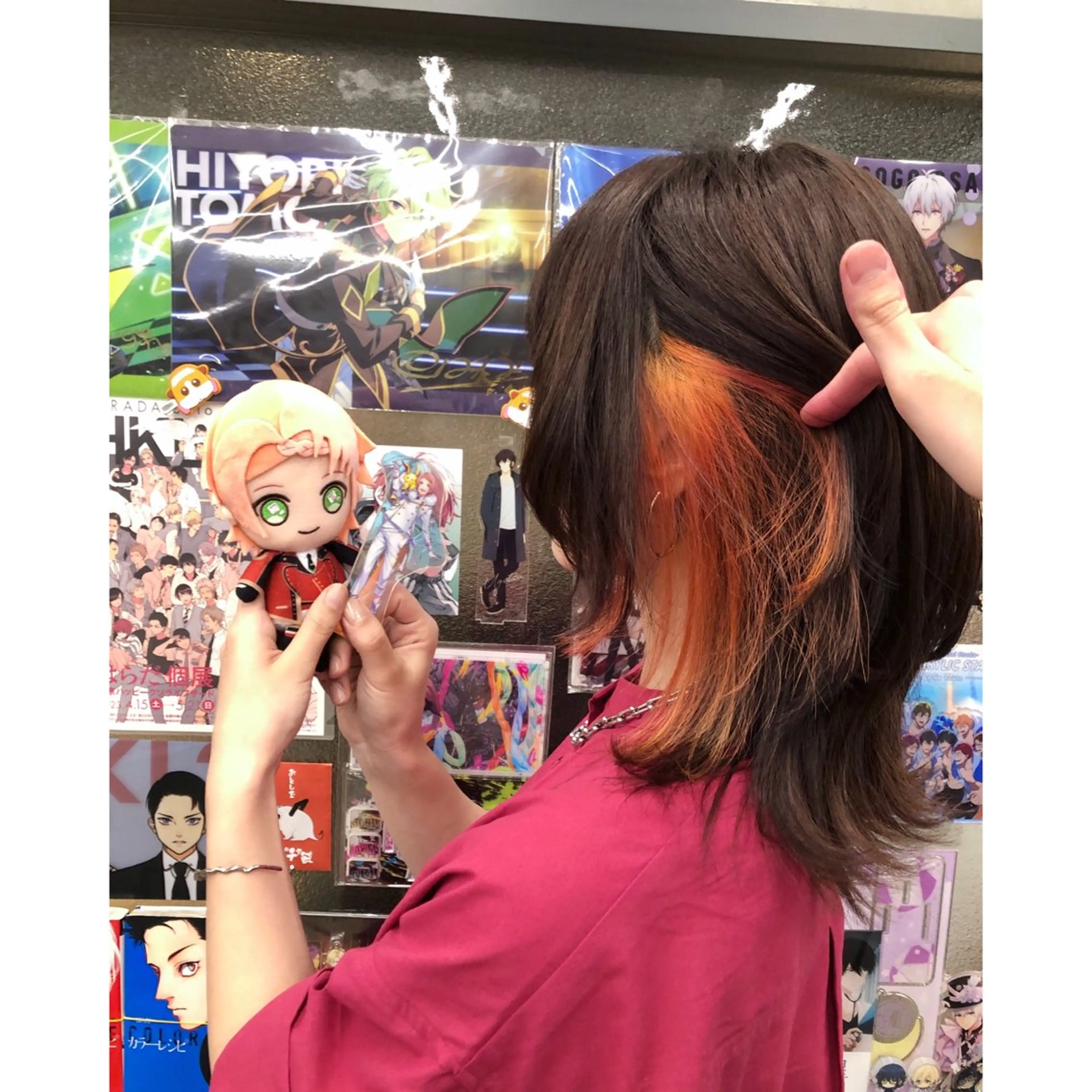 ミディアム カラー イヤリングカラー インナーカラー 推しカラー✨ オタク美容師ユウカのヘアスタイル