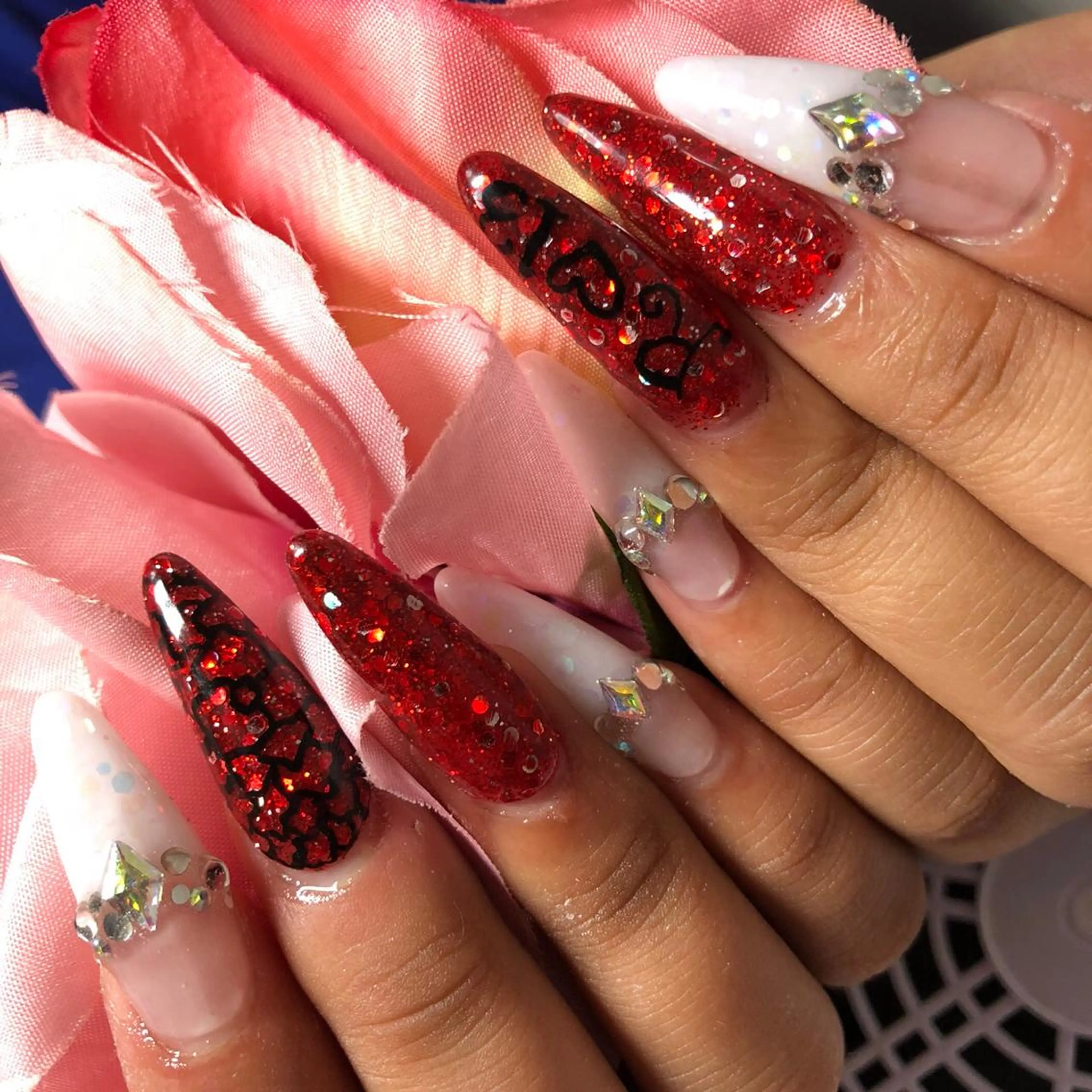 ロング ネイル フレンチネイル 《LB》ラブリエ Nail&eyeのマツエク・マツパデザイン