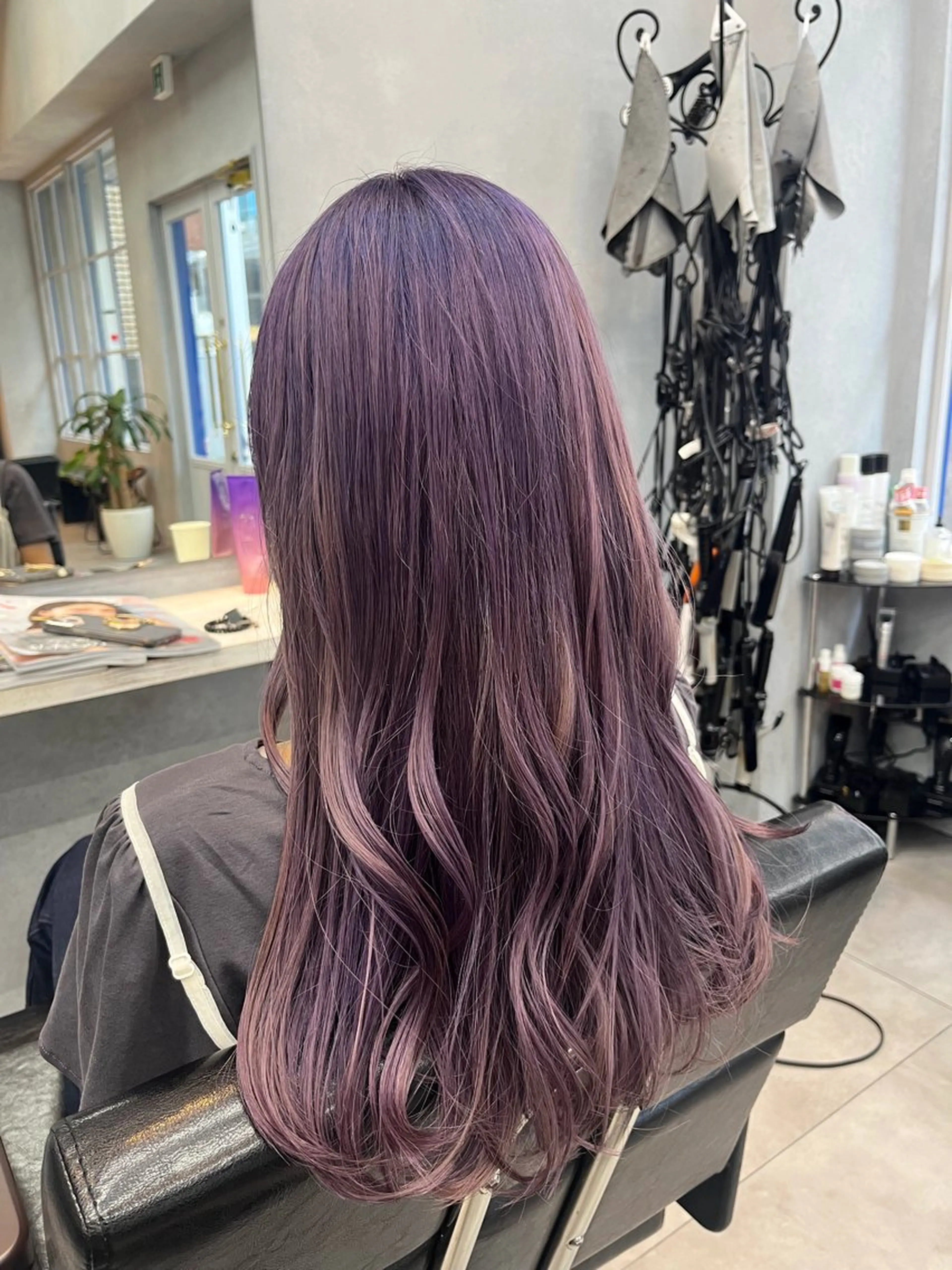 セミロング カラー カット ヘアカラー 🦩レイヤー|透明感 カラー🦩makoのヘアスタイル