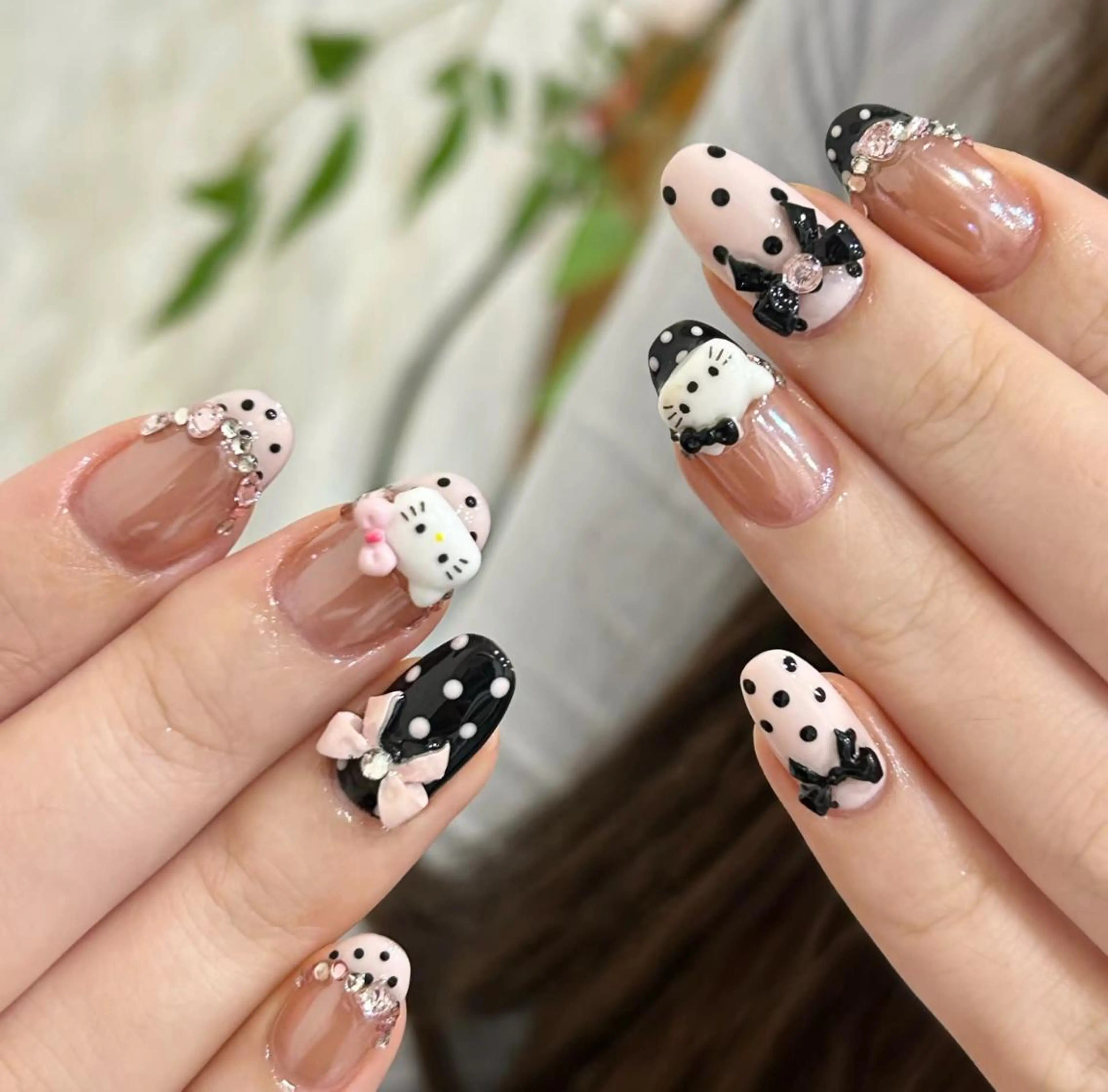 ネイル ハンドネイル 🎀 KiKi_nailのネイルデザイン