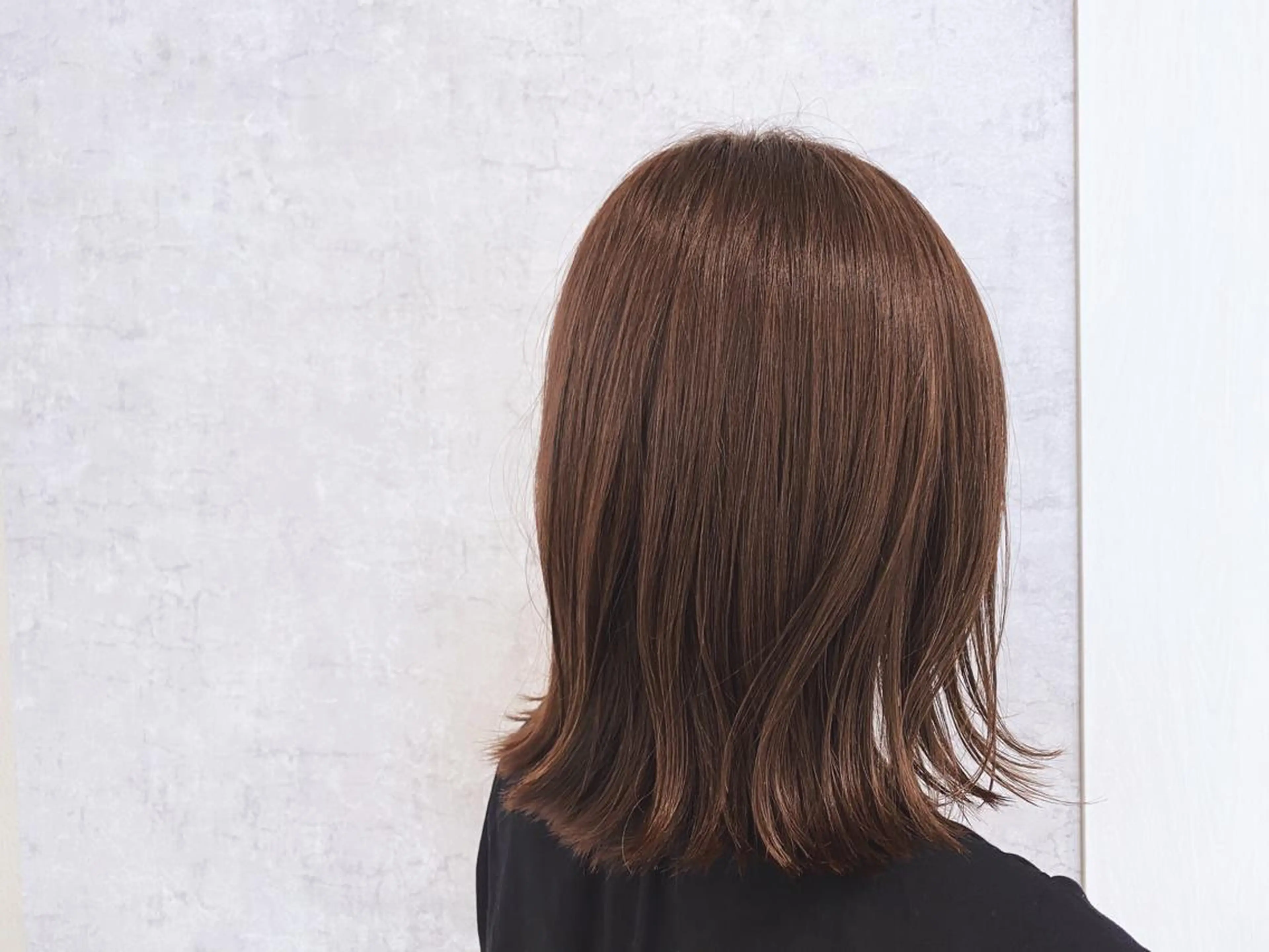 ミディアム 外ハネヘア hairdressing salon　mulum所属・Kasumi 店長のマツエク・マツパデザイン